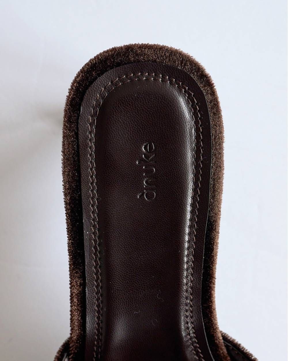スクエアベロアミュール (ブラウン) Squaretoe Velour Mule (Brown) / 26SS