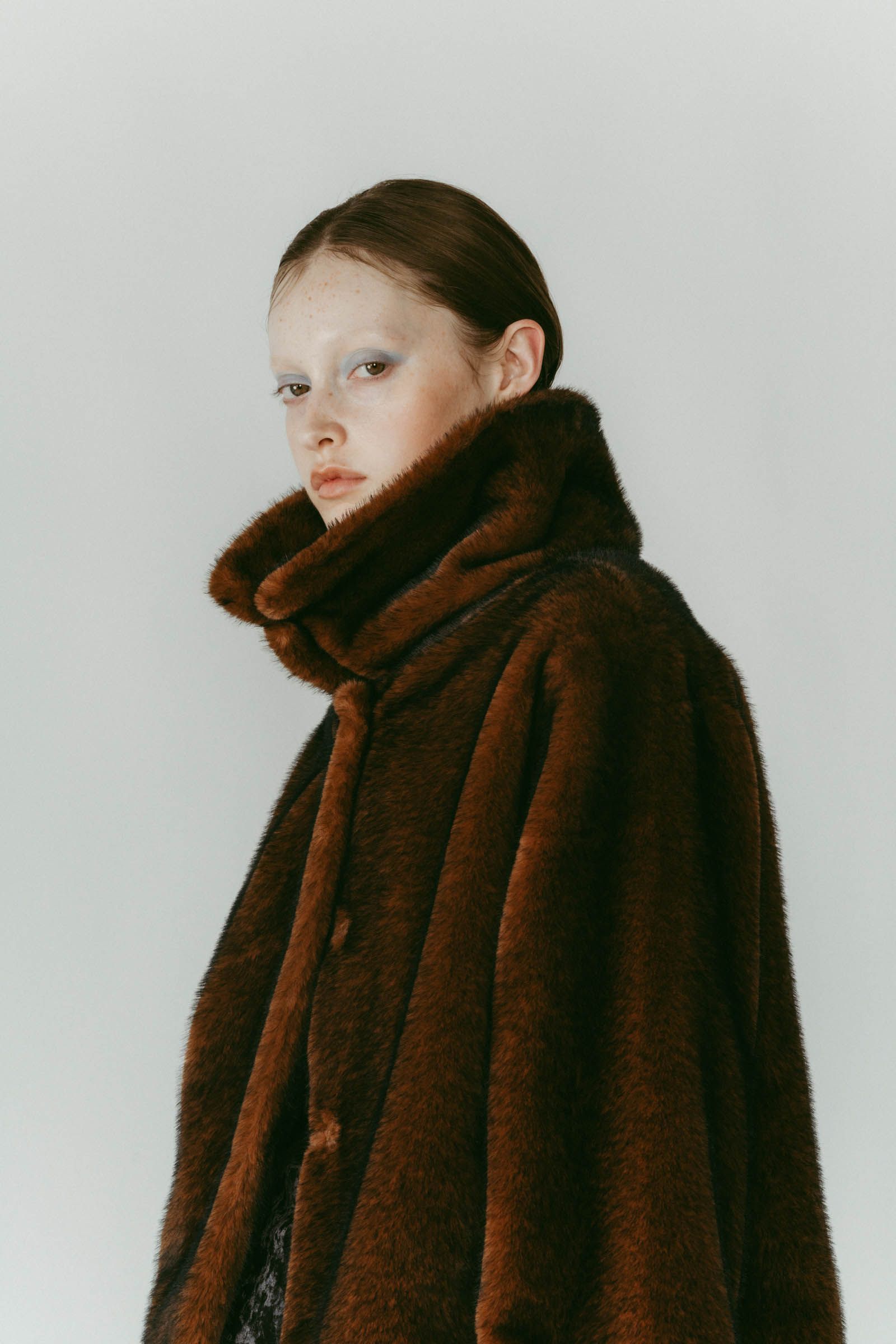 point collar fur coat / ポイントカラー ファーコートジャケット (ブラウン) / 25AW