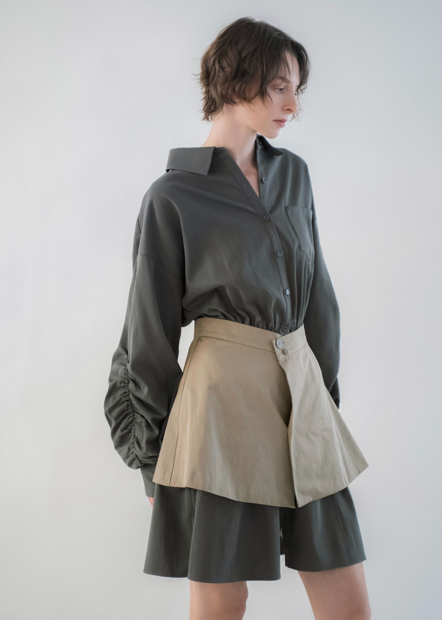 docking skirt layered like shirt OP / スカートレイヤード シャツワンピース (Mauve beige) / 26SS