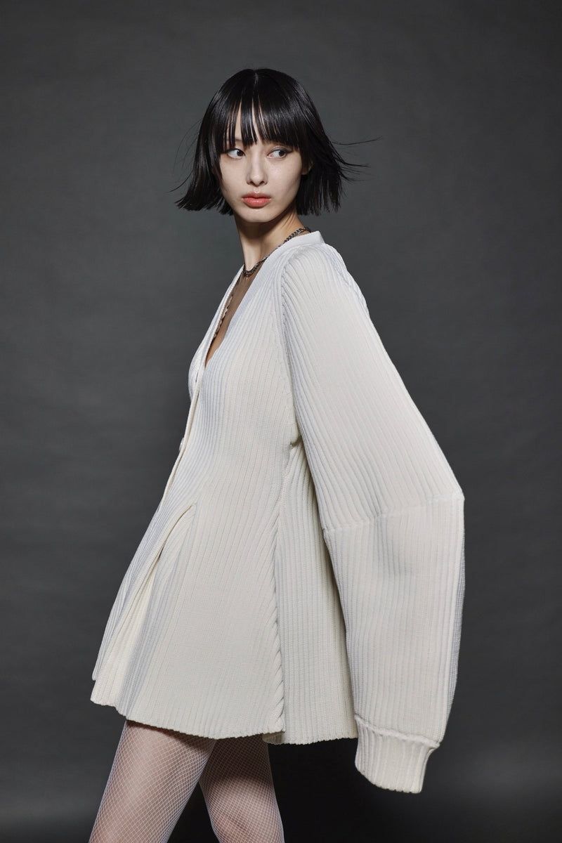 Contour knit cardigan / コントゥア ニットカーディガン (Ivory)