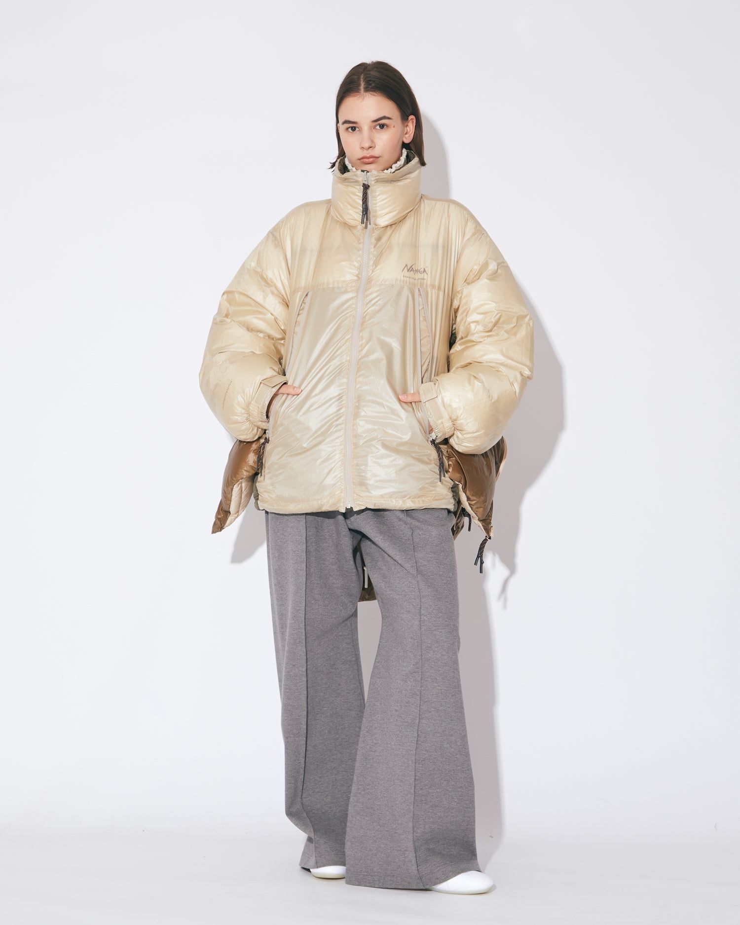 NANGA multilayering down vest blouson / ナンガ コラボレーション ダウンジャケット (ベージュ) / メンズ / レディース