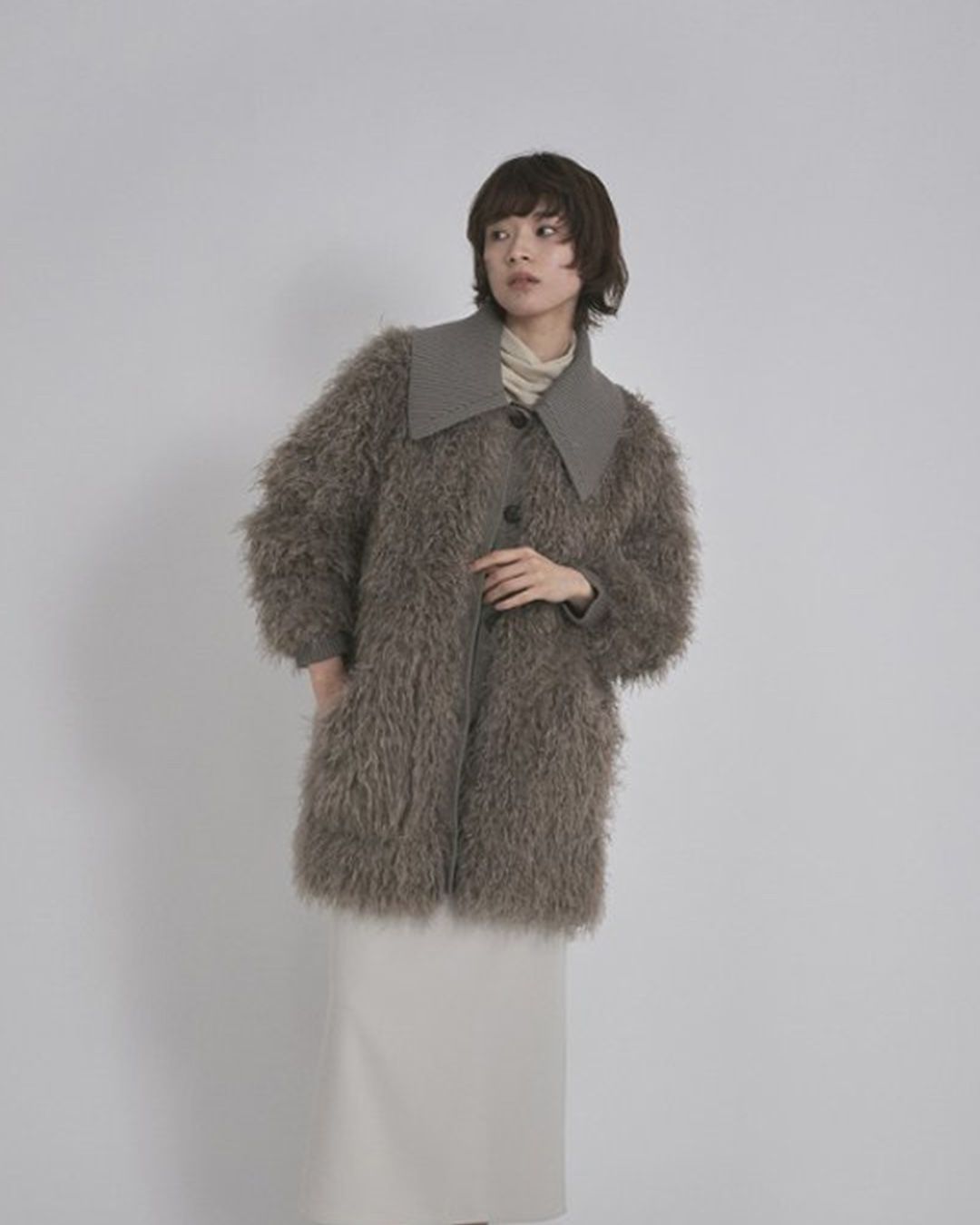 【先行予約】【26TH-06】モヘア調ファーカーディガン (グレージュ) Mohair Like Fur Cardigan (Graige) /  エコファー  /  フェイクファー 【受注期間6/14 23:59まで】