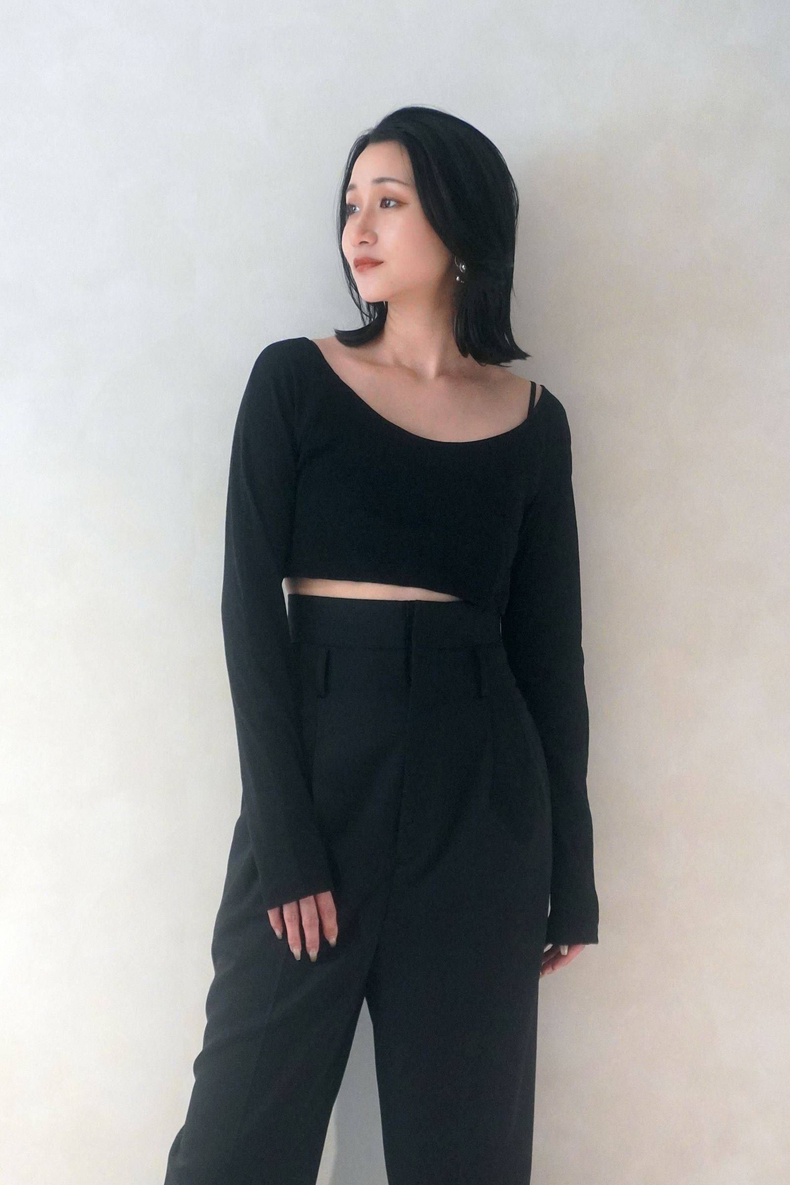 CINOH - SHEF SHORT PULLOVER / ショートプルオーバー (ブラック