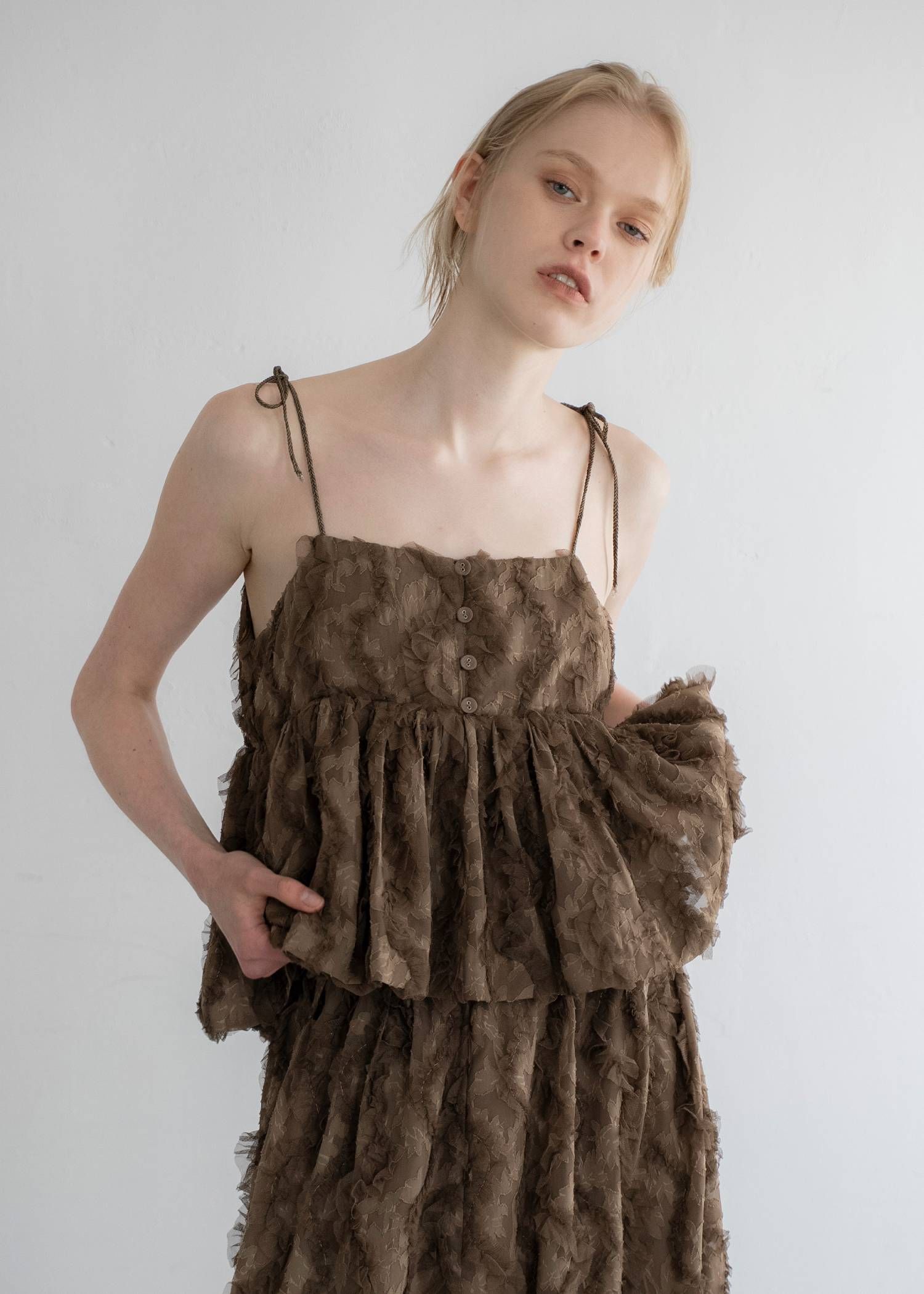 カットジャガード キャミソール (モカ) cut jacquard tulle gather camisole (Mocha) /  26SS