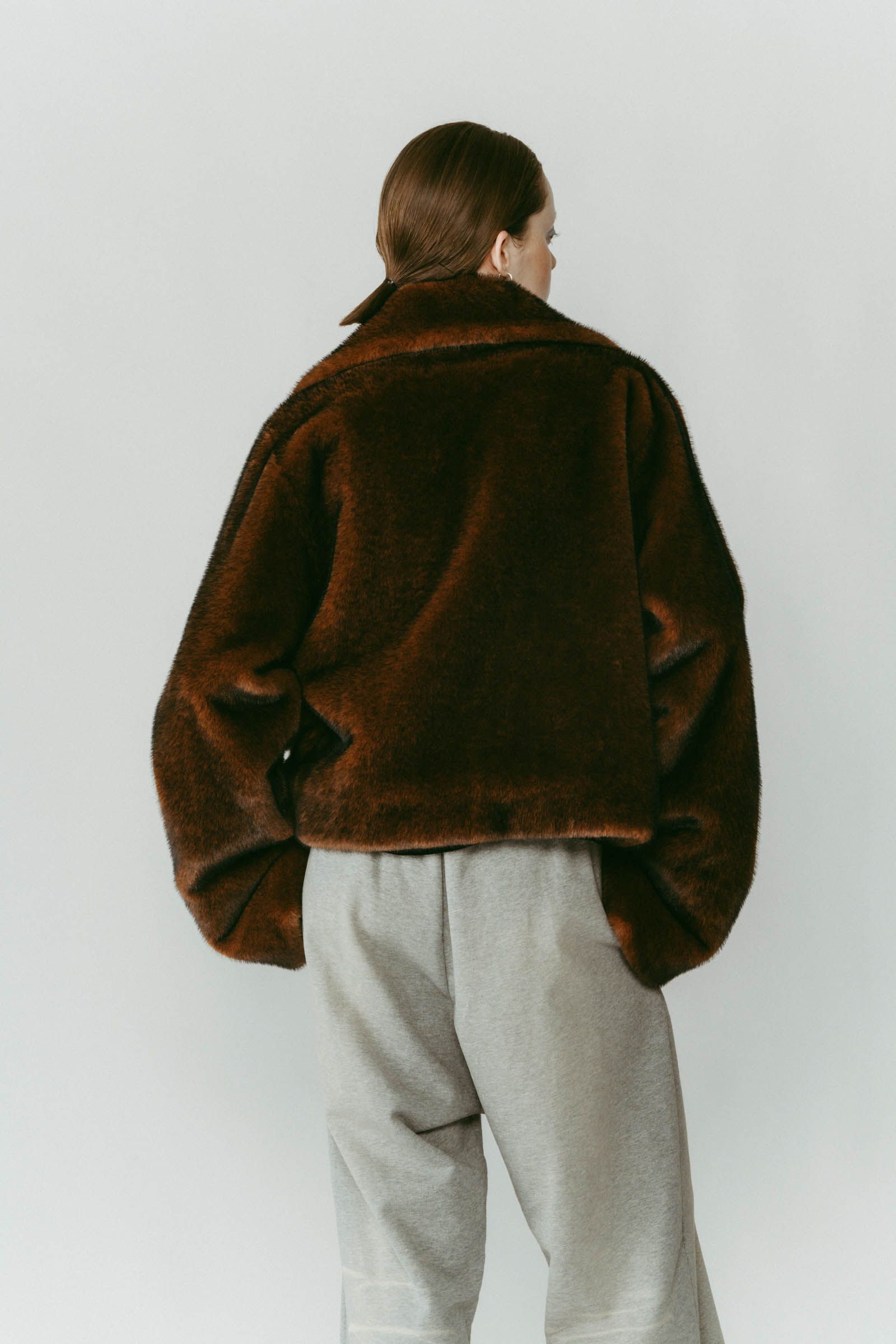 point collar fur coat / ポイントカラー ファーコートジャケット (ブラウン) / 25AW