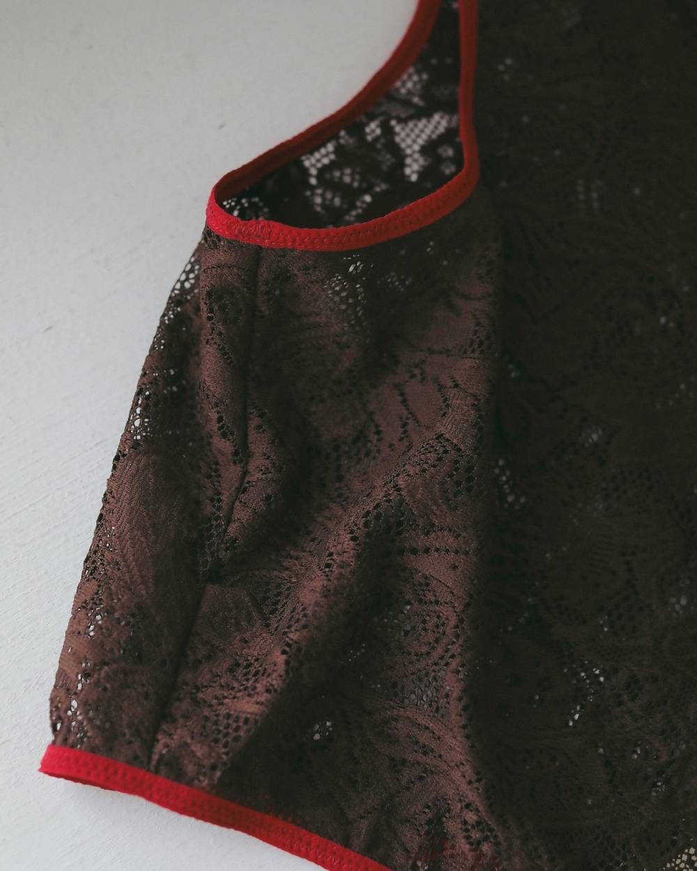 レース ノースリーブトップス (ブラウン) Lace Sleeveless Tops (Brown) / 27SS