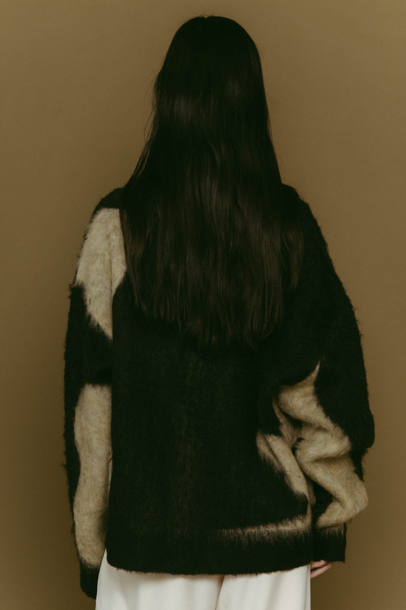 Vnack cardigan(unisex) / Vネックカーディガン (ブラック) / 25AW