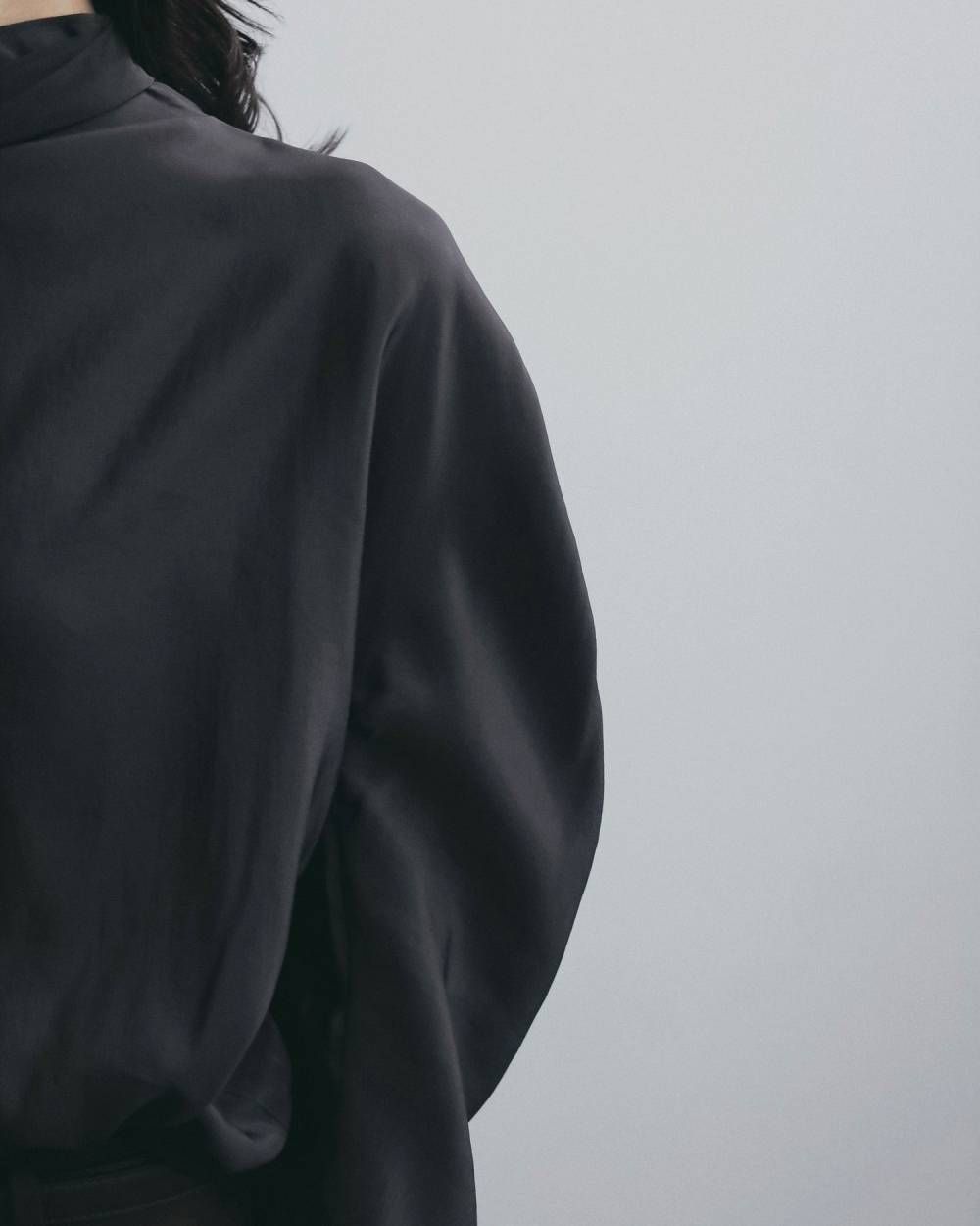 オーガンジー タイブラウス (ブラック) Organdy Tie Blouse (Black) / 26AW 【6月29日まで期間限定予約】