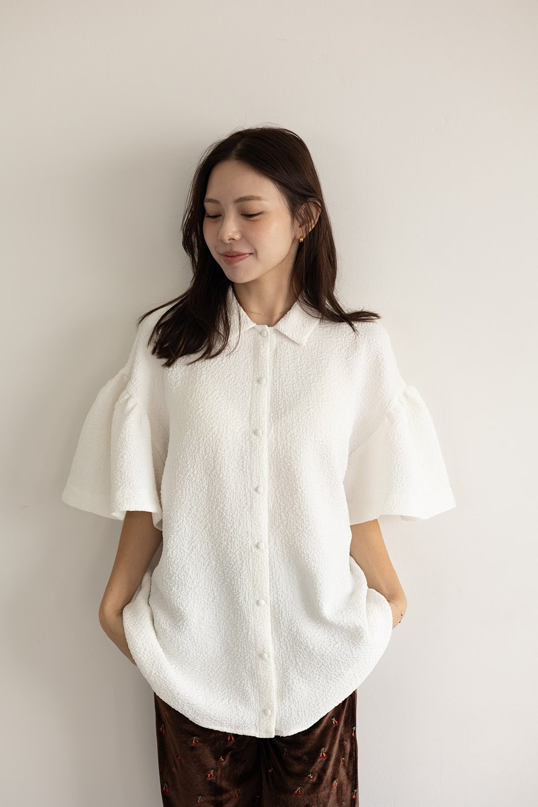 ふくれジャカードギャザースリーブブラウス (ホワイト)  Puffy Jacquard Blouse (White) /  26SS