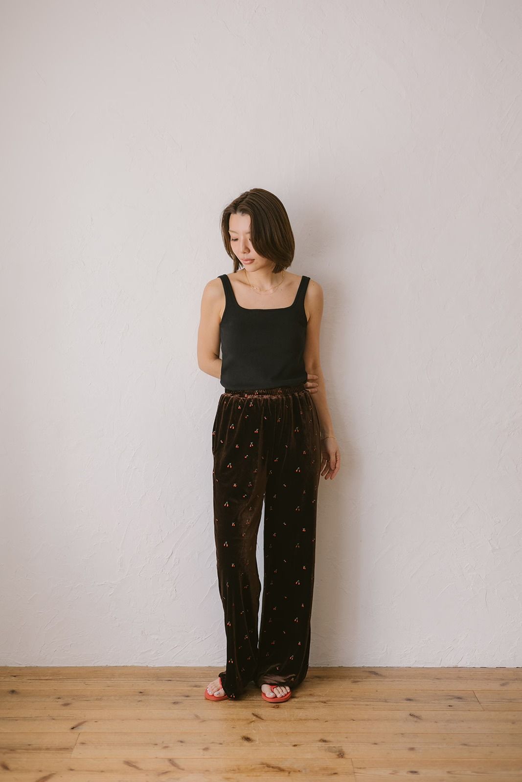 スクエアネックカップインタンクトップ (ブラック) Square Neck Tank Top (Black) /  26SS