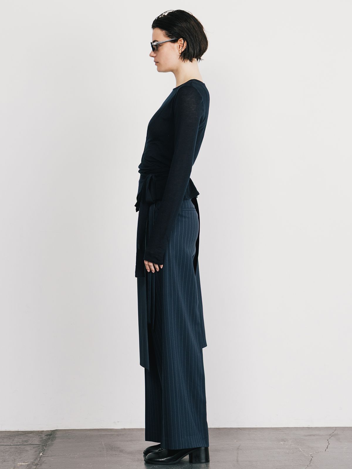 【25SS】SLK SHEER CACHECOEUR CAMI SET / シアー カシュクール セットトップス (ネイビー)