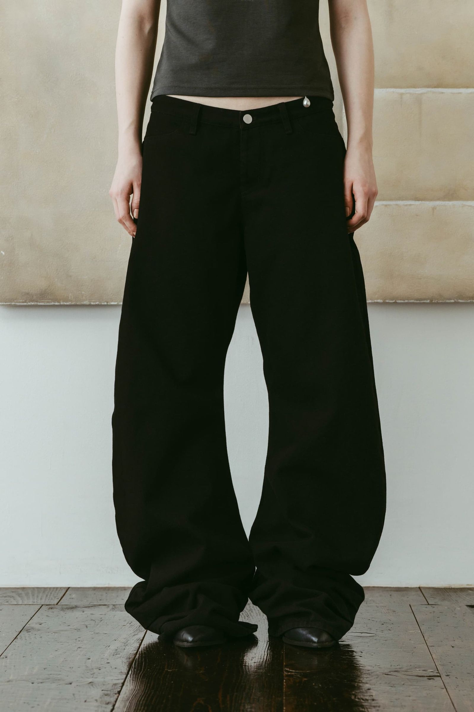 ドレープデニム (スタッズなしブラック) draped denim pants(unisex) (Black) /  26SS
