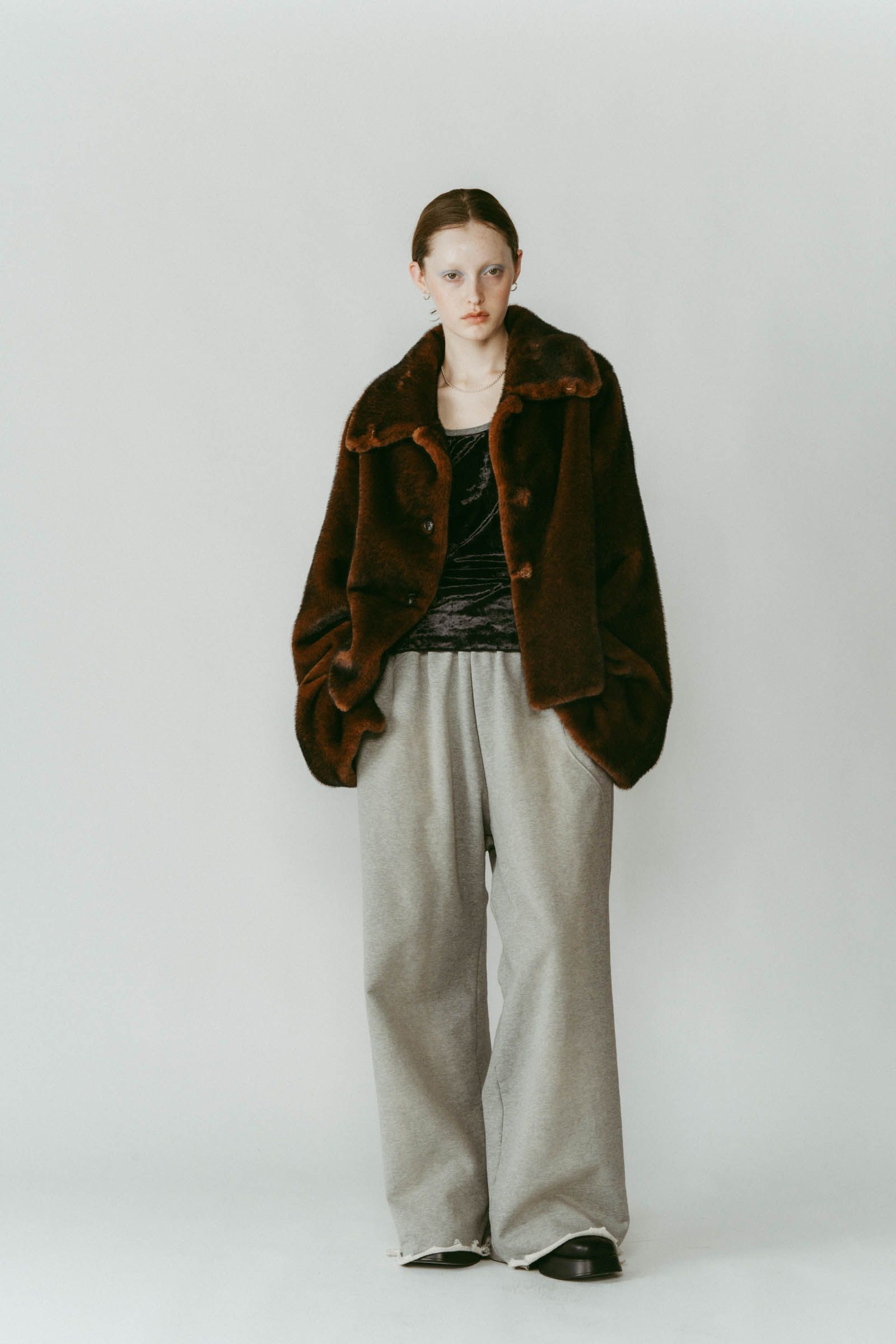 point collar fur coat / ポイントカラー ファーコートジャケット (ブラウン) / 25AW