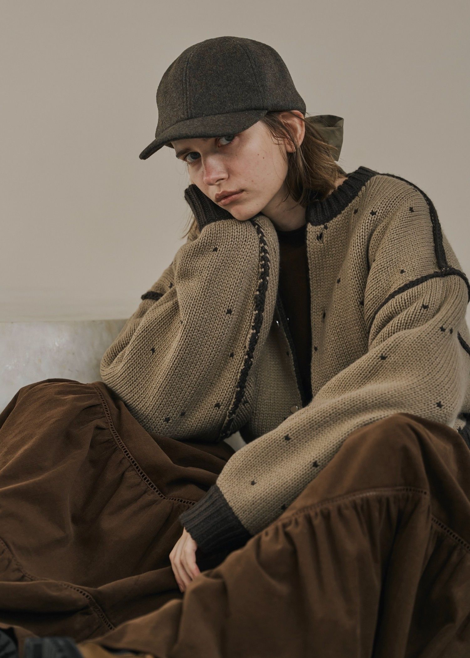 heart dot jacquard reversible cropped knit cardigan / ハートドット ジャガード リバーシブルクロップドカーディガン (ブラウン×モカ) / 25AW