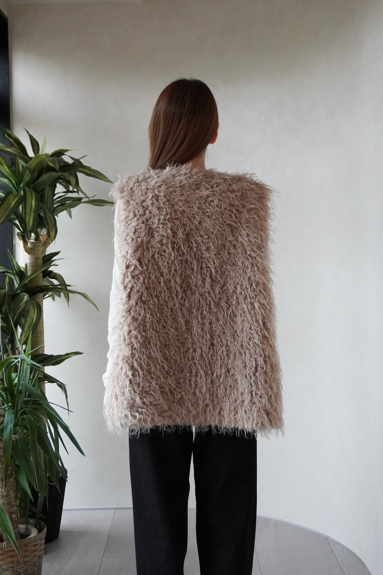 【26TH-18】カーリーファーベスト (グレージュ) Curly Fur Vest (Graige) /  エコファー  /  フェイクファー