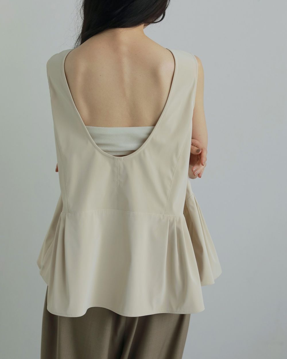 Uneck Peplum Tops / Uネック ペプラムトップス (アイボリー)