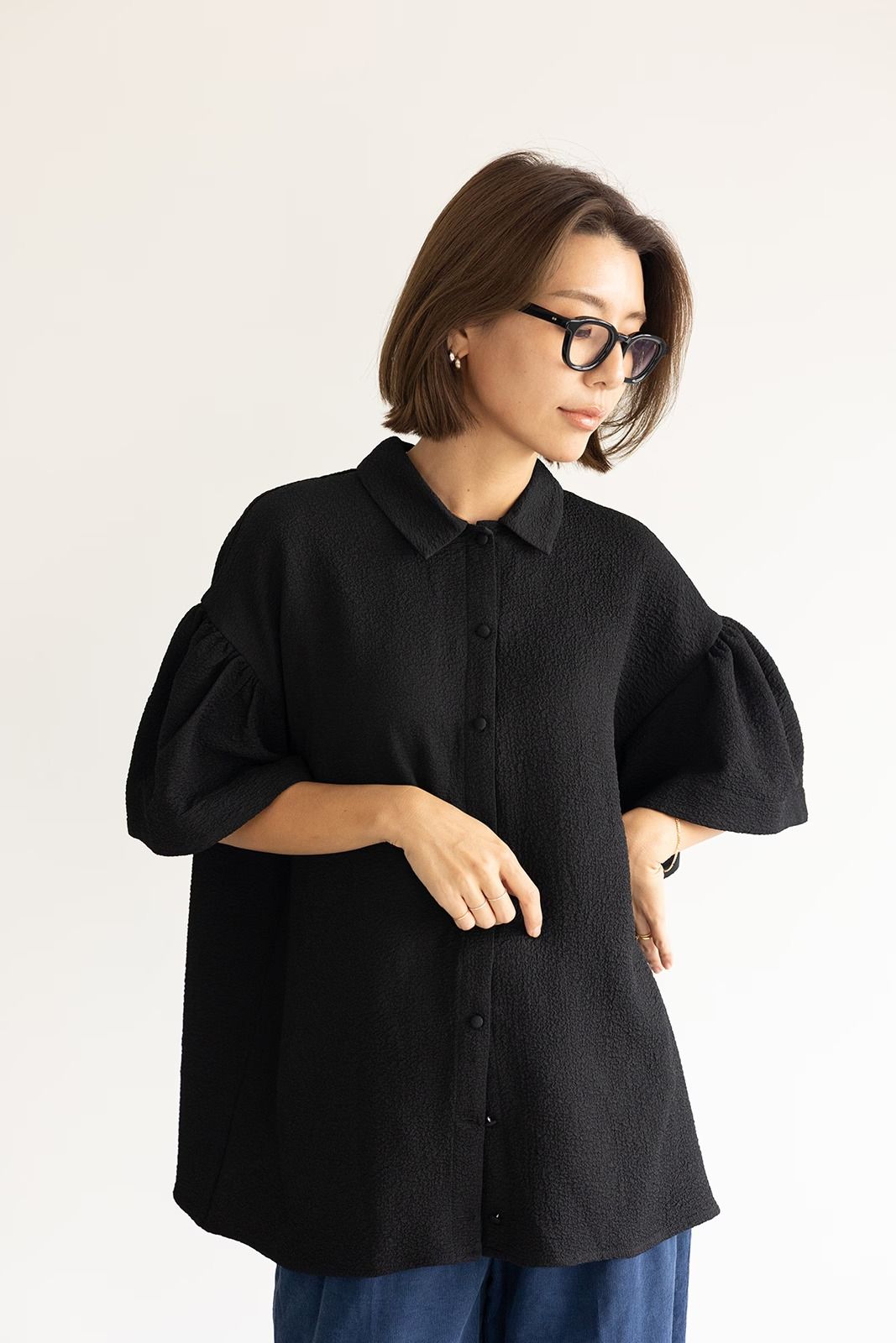 ふくれジャカードギャザースリーブブラウス (ブラック)  Puffy Jacquard Blouse (Black) /  26SS