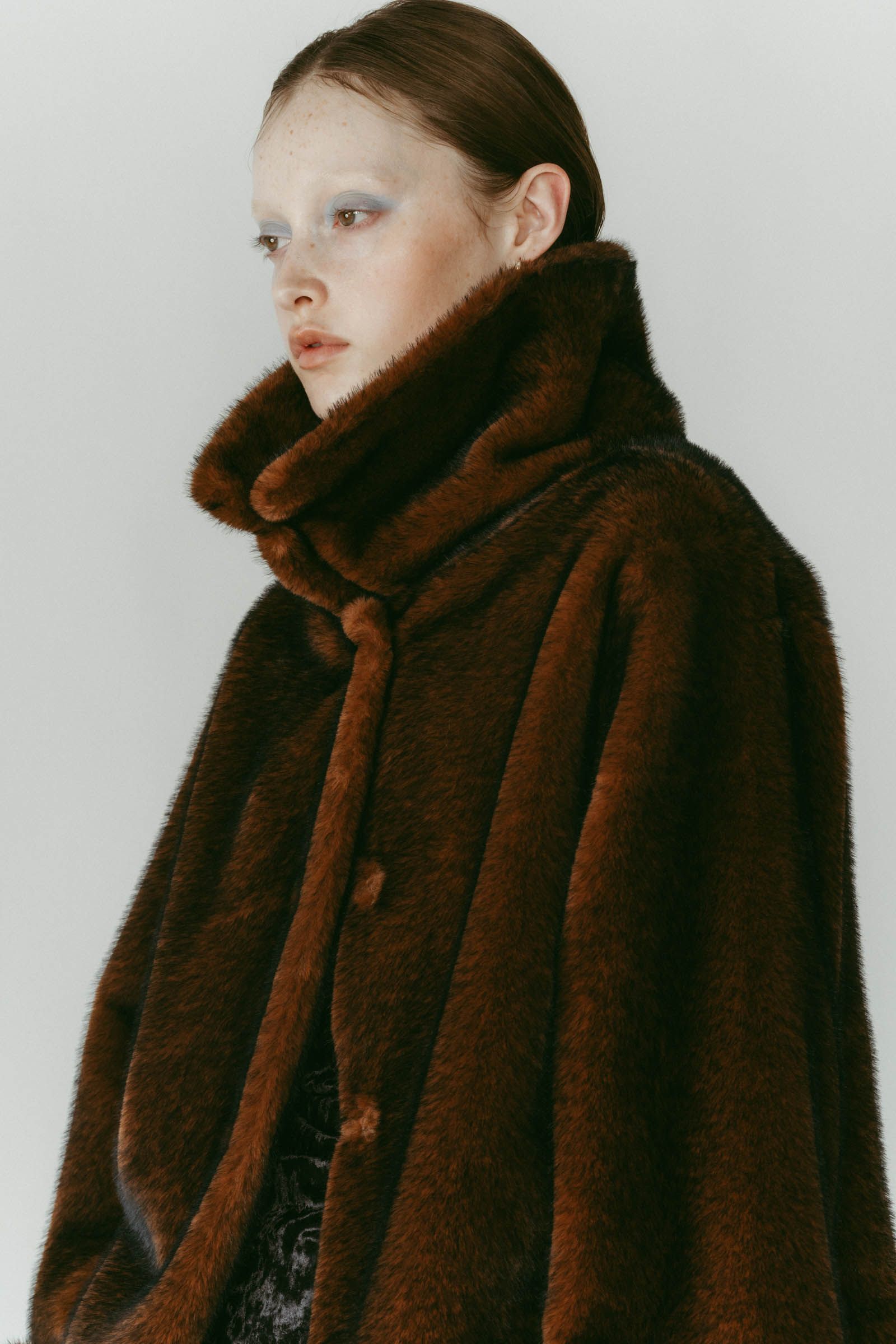 point collar fur coat / ポイントカラー ファーコートジャケット (ブラウン) / 25AW