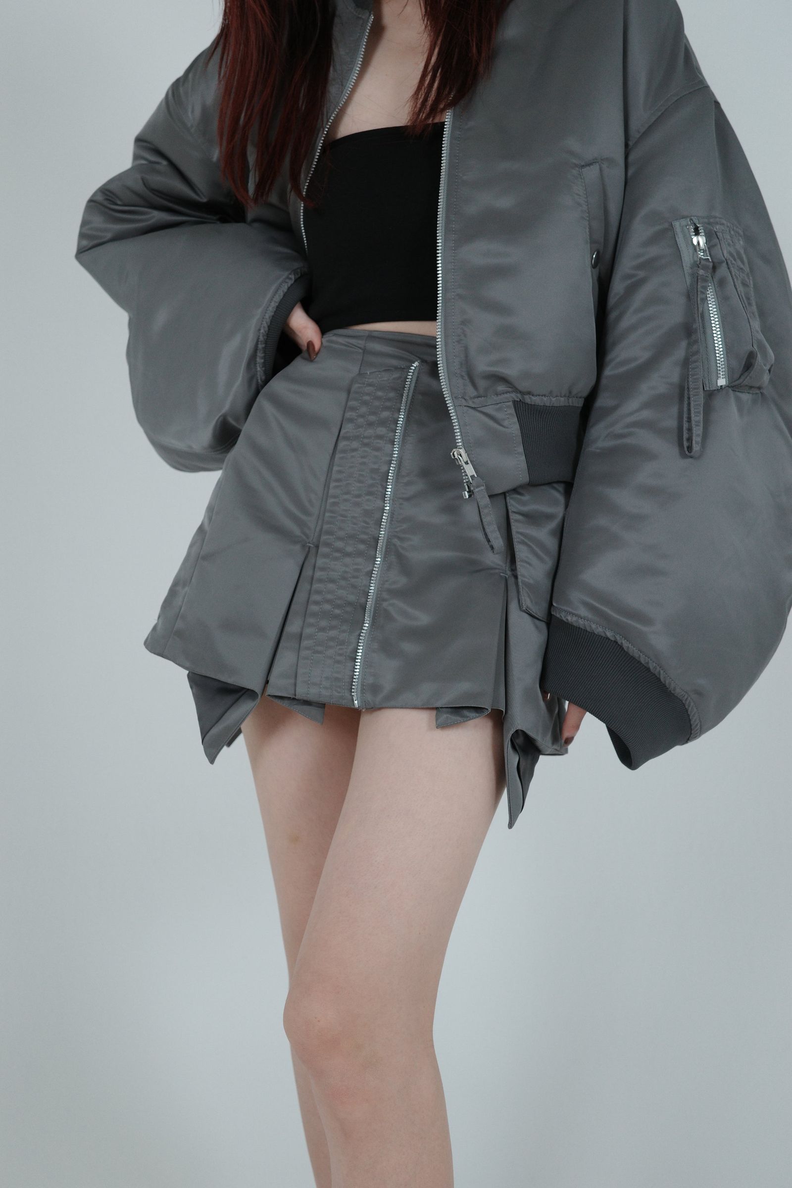 ESIÓ - Nylon MA-1 skirt (グレー) | Sir online store / サー