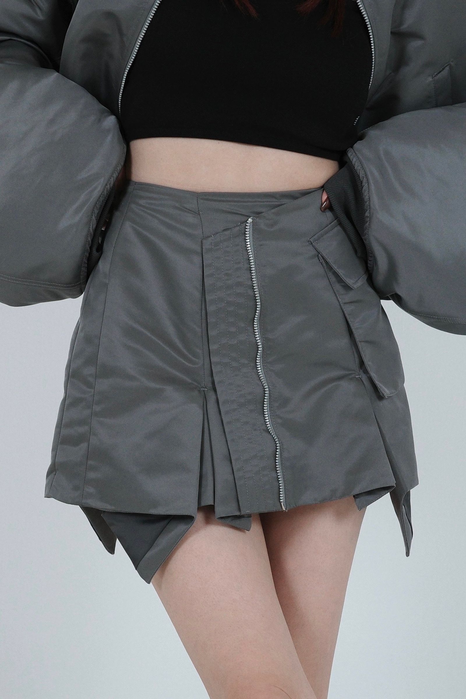 スカート esio Nylon MA-1 skirt ESIÓ - Nylon MA-1 skirt (グレー) | Sir online store / サー