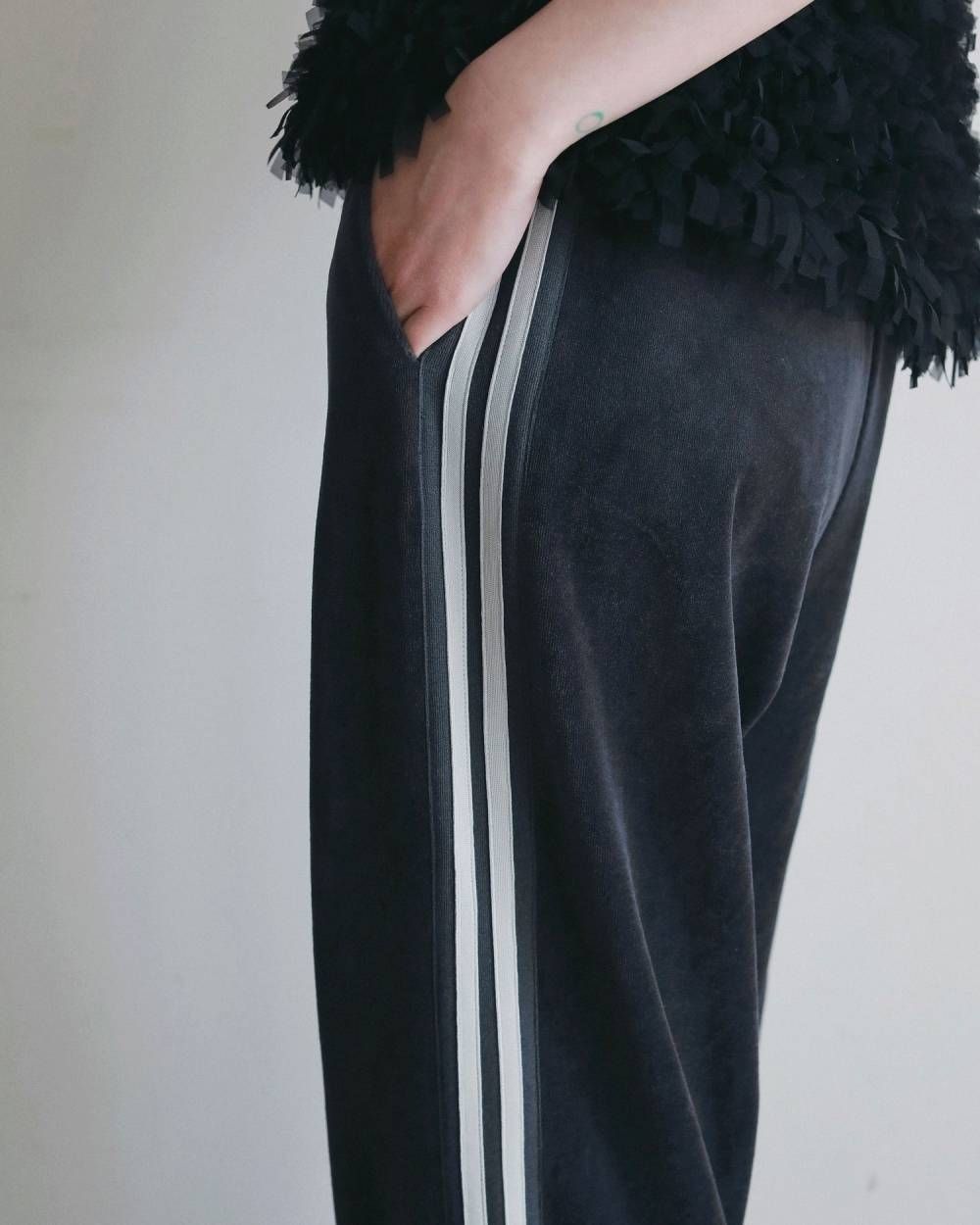 ベロアトラックパンツ (チャコールグレー) Velour Track Pants (Charcoal gray) /  26AW