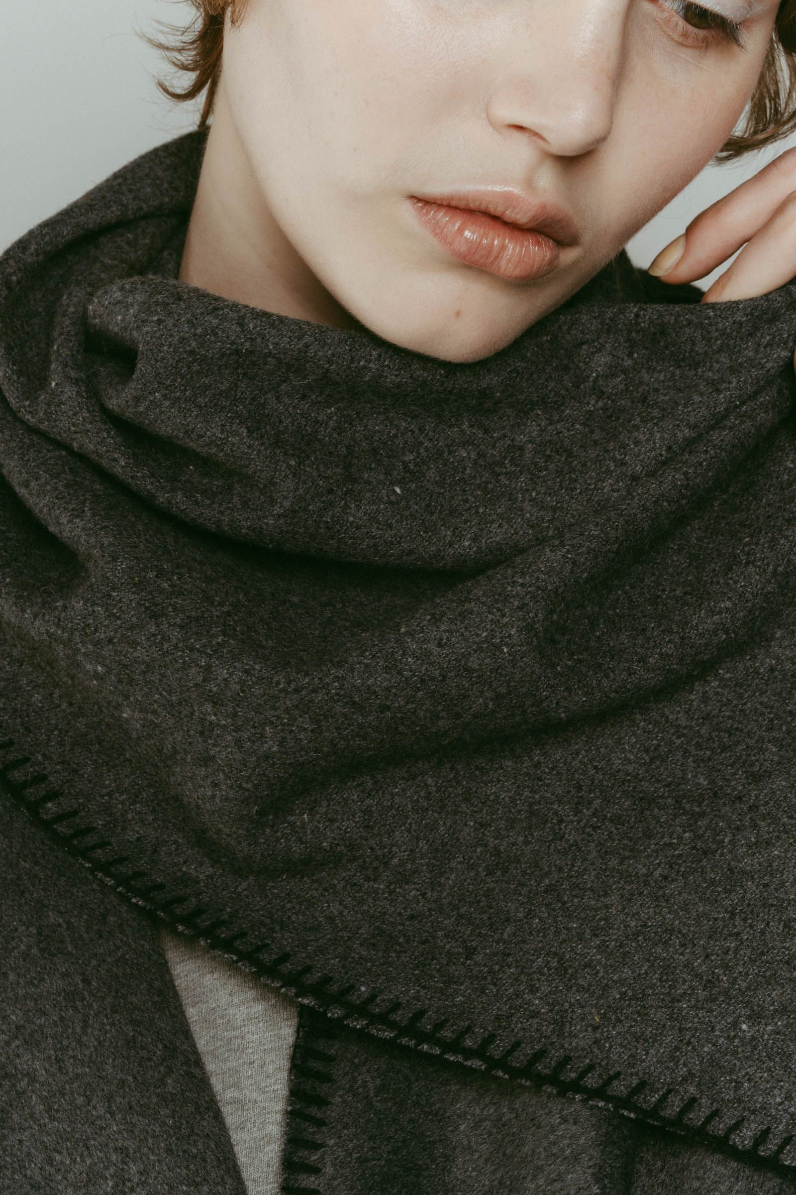 muffler overlay jacket(unisex) / マフラー オーバージャケット (グレー) / 25AW