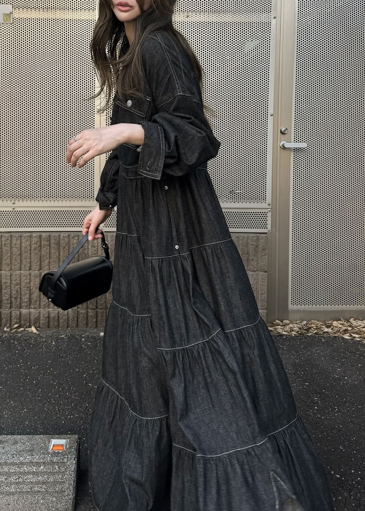 【Healthy DENIM × WILLFULLY】"Aphrodite" tiered denim shirt OP / ヘルシーデニムコラボ デニムシャツワンピース (ブラック) / 25AW /