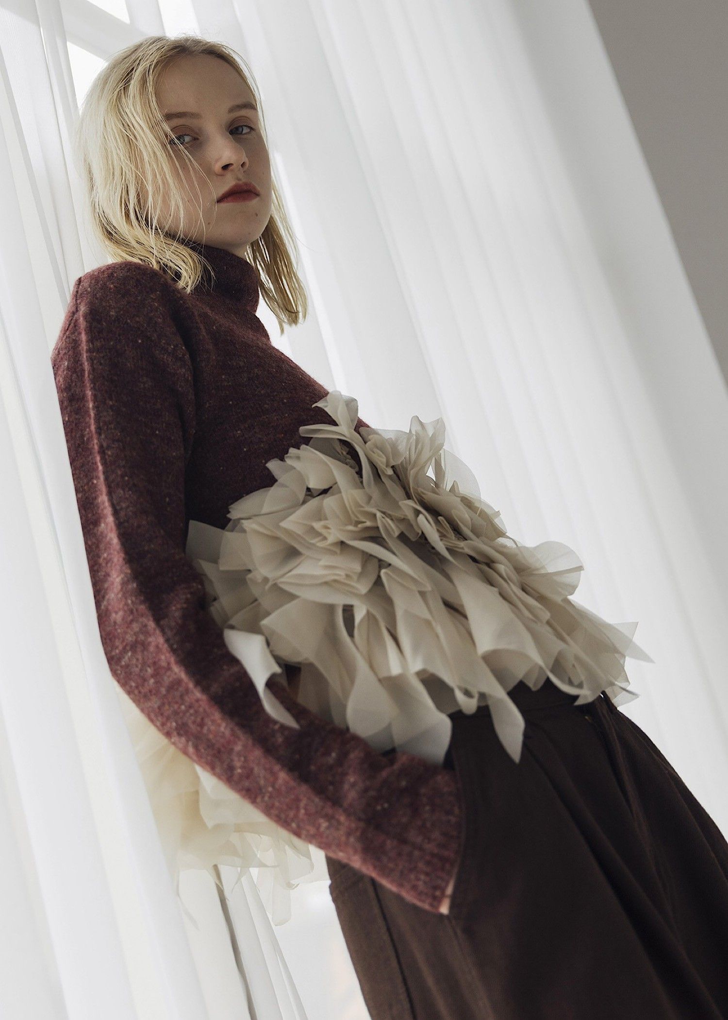 gradation frill bottleneck knit / グラデーション フリルニット (ザクロ) / 25AW