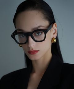 「トレンドと快適さを両立する秋冬のモダンカジュアルコーデ」 TANAKA / CASA FLINE 24秋冬コーディネート