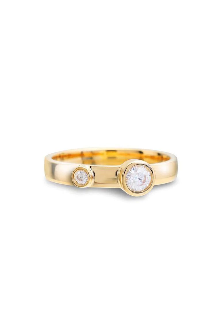 YELLOW-GOLD
