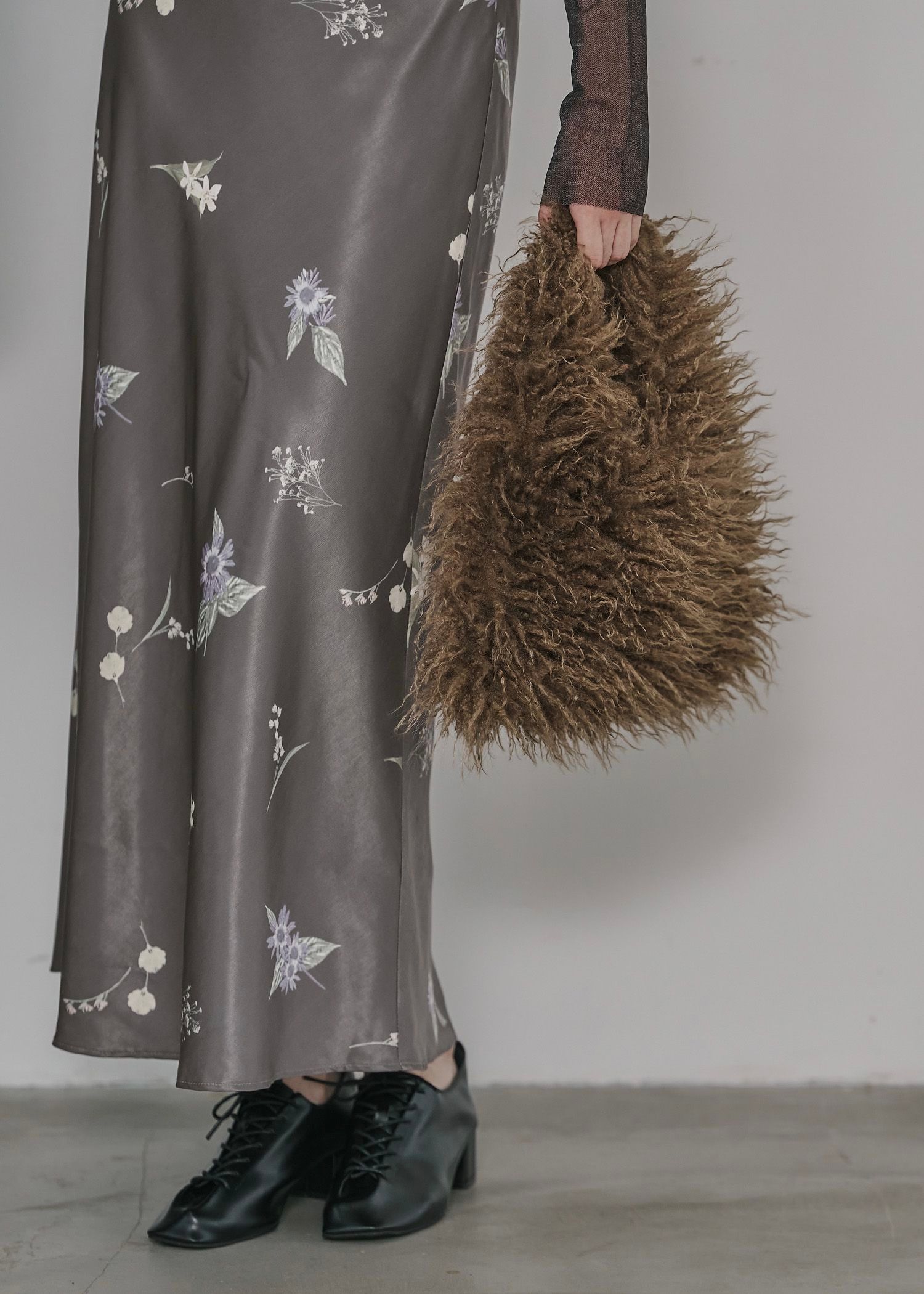 frizzy fur yeti bag / ファーバッグ (ブラウン) / 25AW