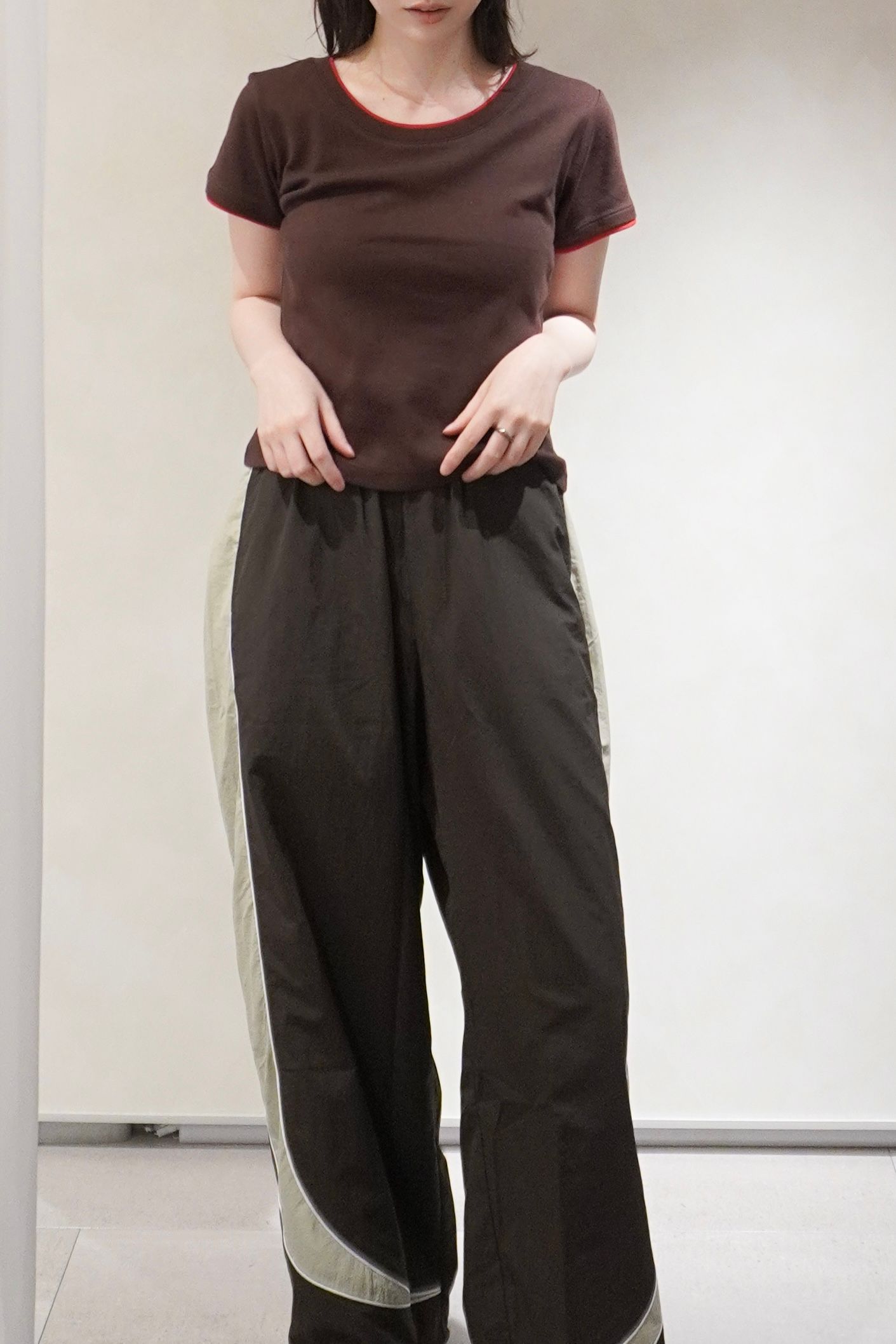 レイヤード クルーネックTシャツ (ブラウン) layered crewneck tee (Brown) /  26SS