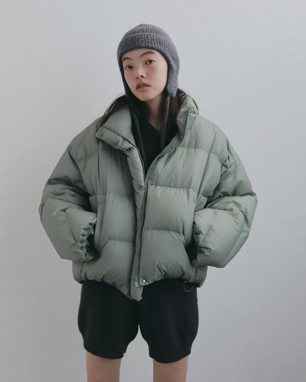 スタンドカラーダウンジャケット (オリーブ) Standcollar Down Jacket (Olive) / 26AW 【6月29日まで期間限定予約】