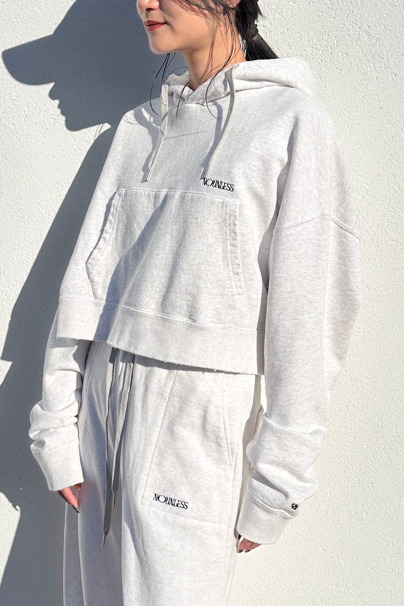 NOUNLESS SHORT HOODIE TOPS (GRAY) / ショートフーディトップス グレー