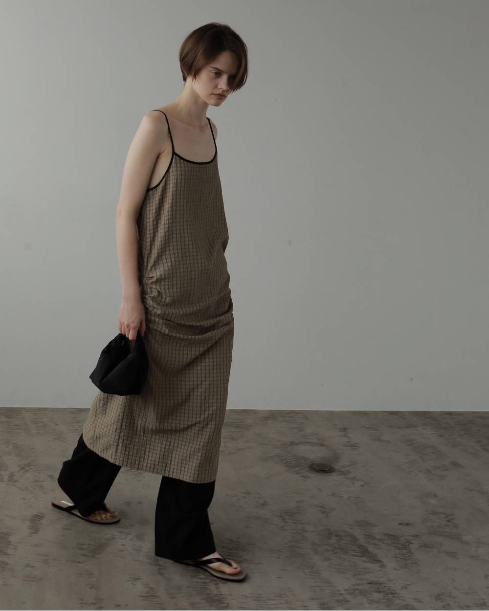 シアサッカー キャミワンピース (ベージュ) Suckercheck Cami Onepiece (Beige) / 27SS