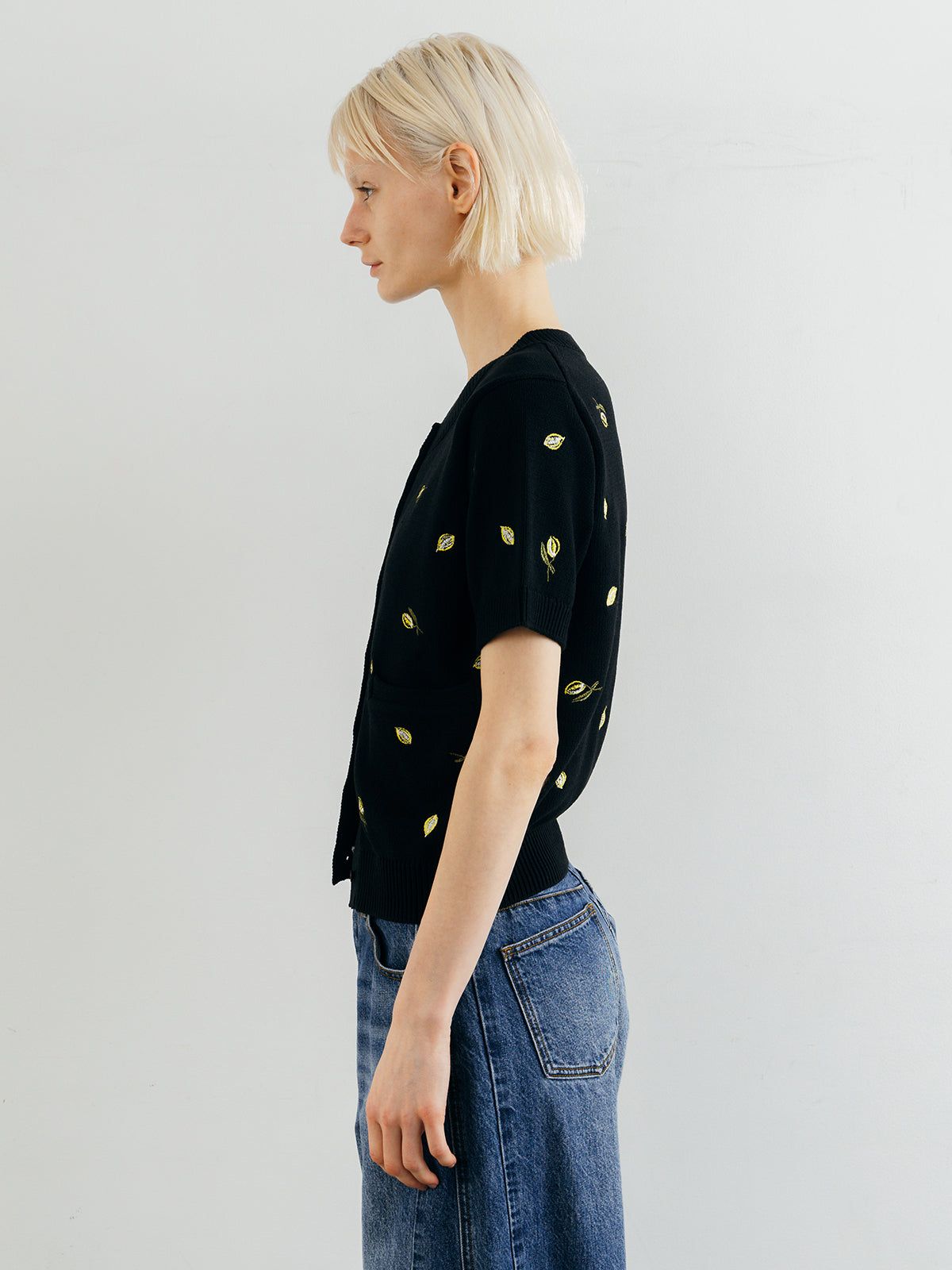 モチーフ エンブロイダリー ニットカーディガン (ブラック) MOTIF EMBROIDERY KNIT CD (Black) /  26SS