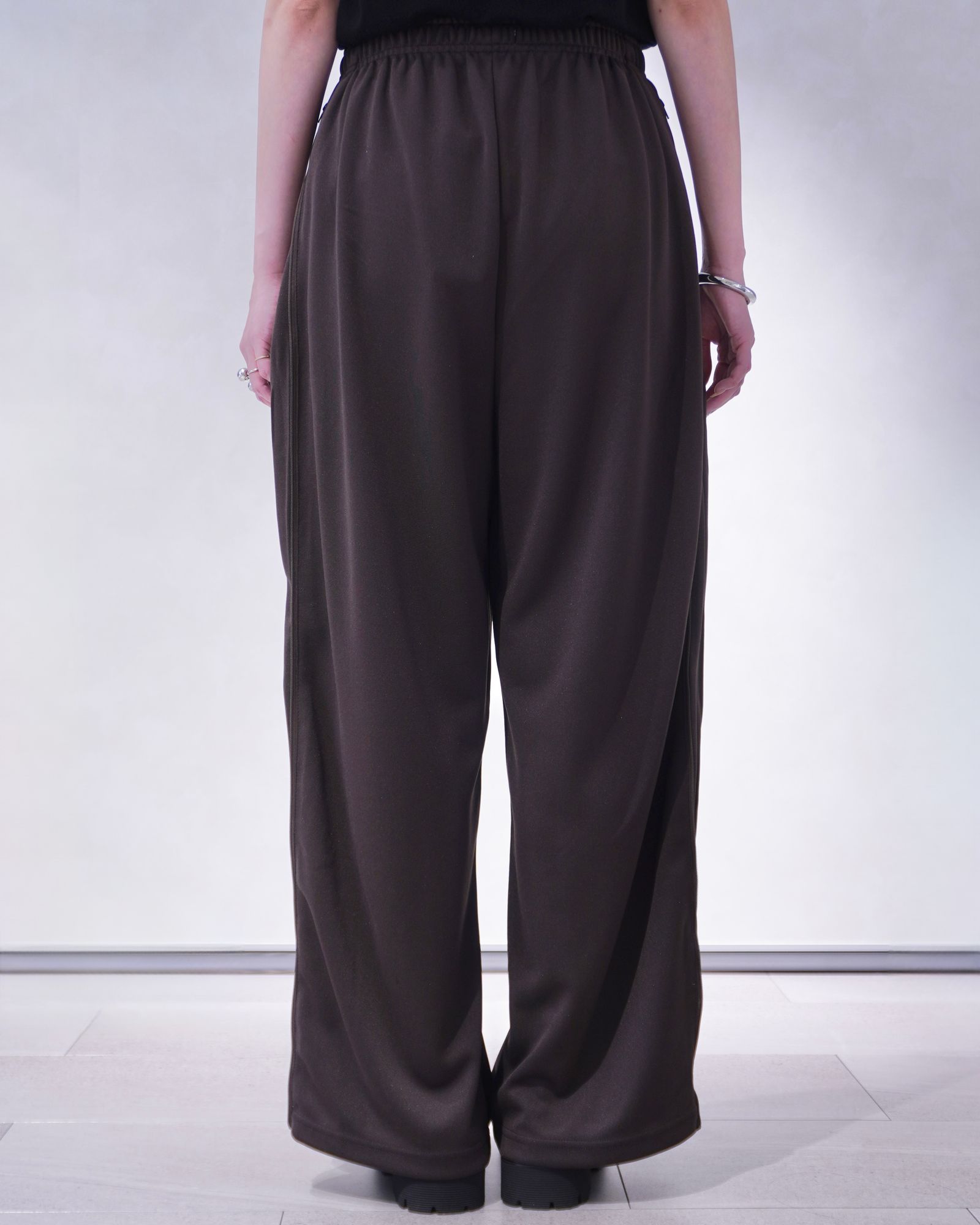 ジップアップ トラックパンツ (ブラウン) zip-up track pants(unisex) (Brown) /  26SS