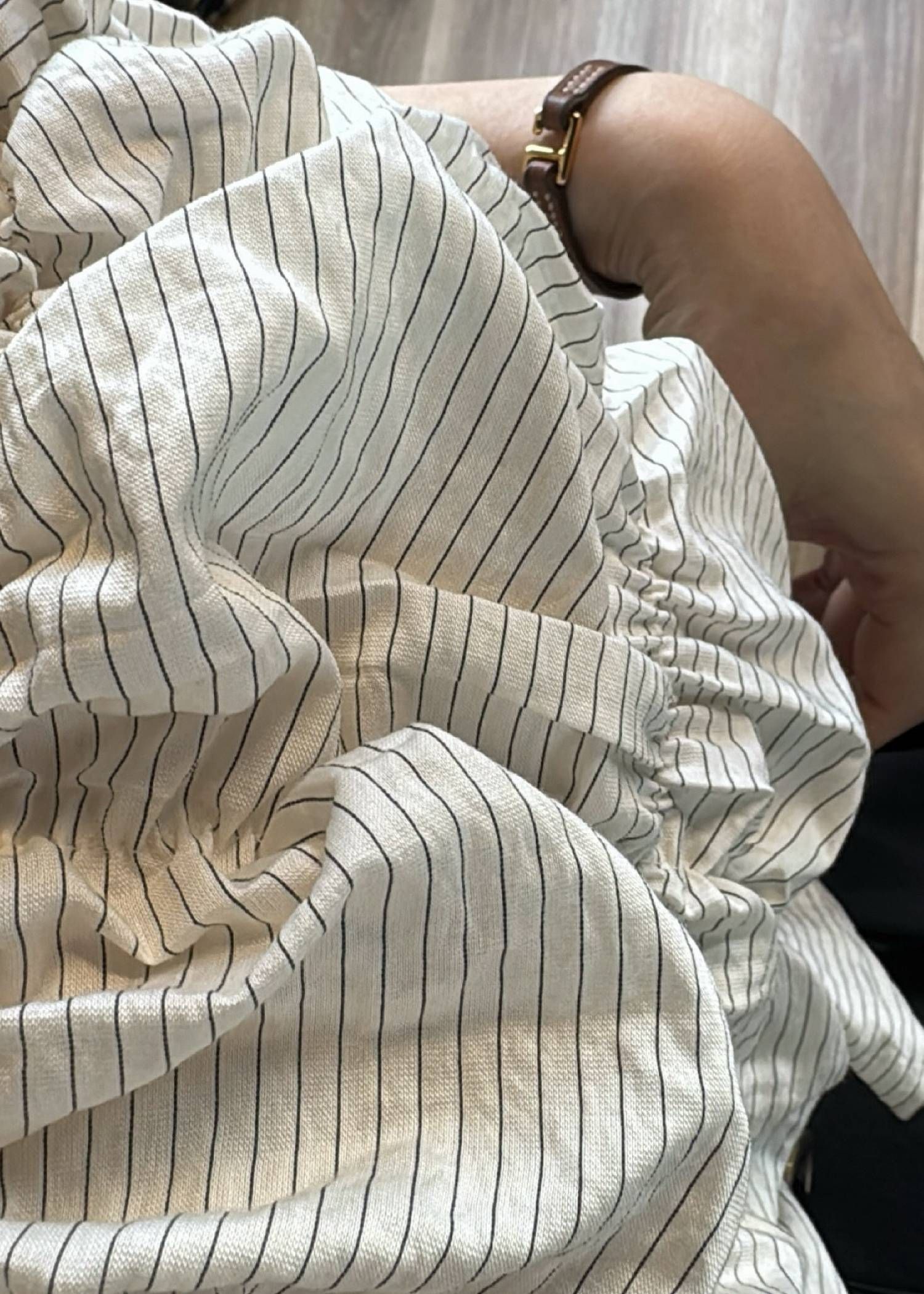 ホイップ ストライプトップス (アイボリー) whip shirring stripe 2way tops (Ivory) /  26SS