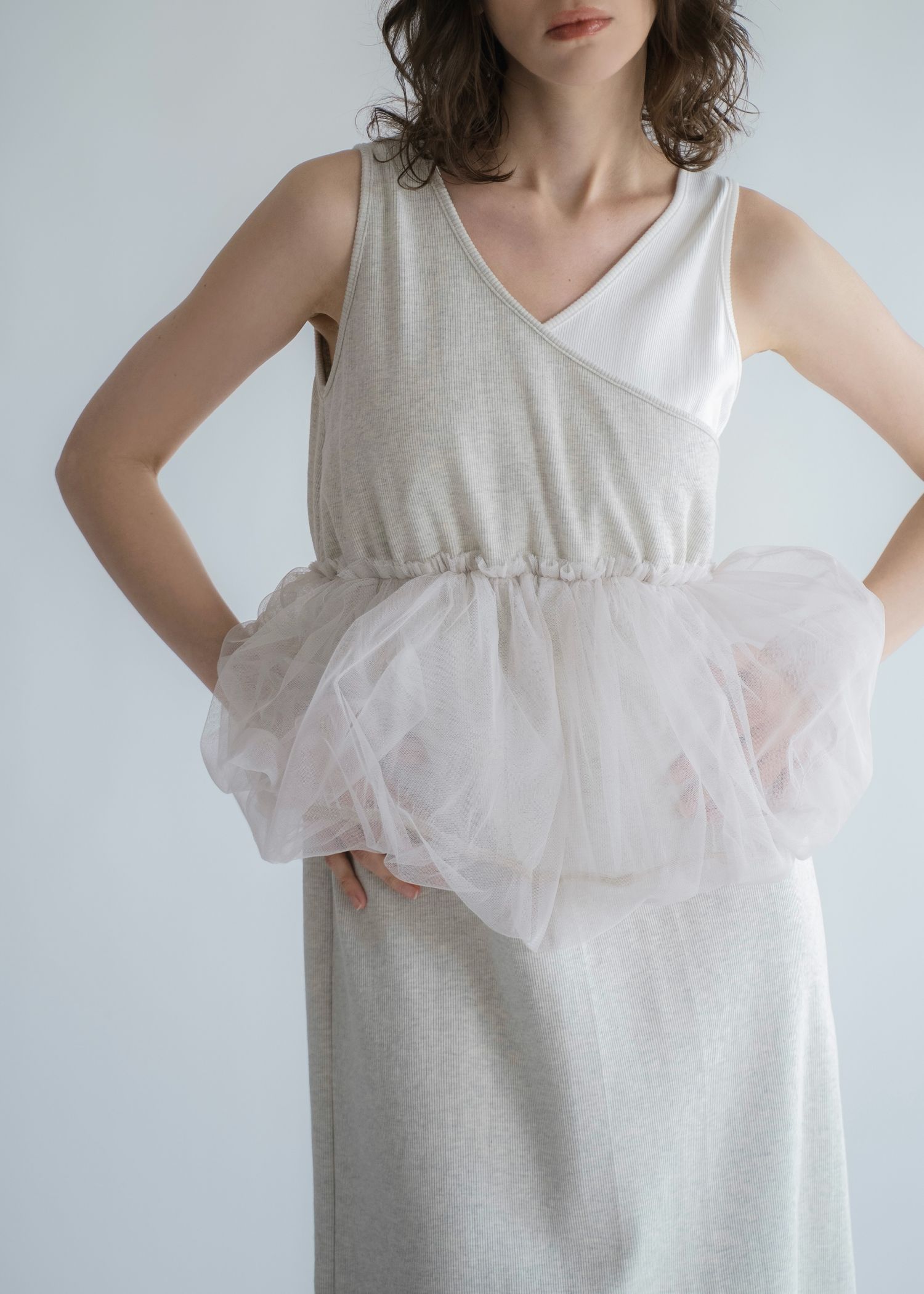 tulle peplum docking rib OP (Oatmeal) / チュールペプラムワンピース (オートミール) / 26SS