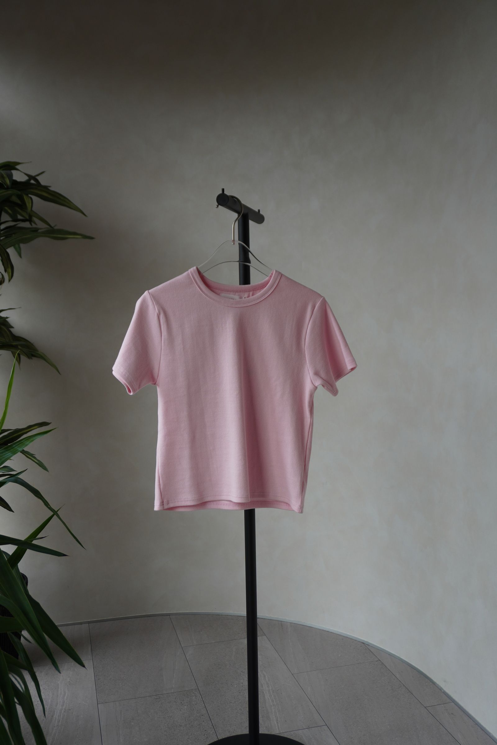 ベーシックスリムハーフスリーブTシャツ (ベビーピンク) Basic T-shirt (Baby pink) /  26SS