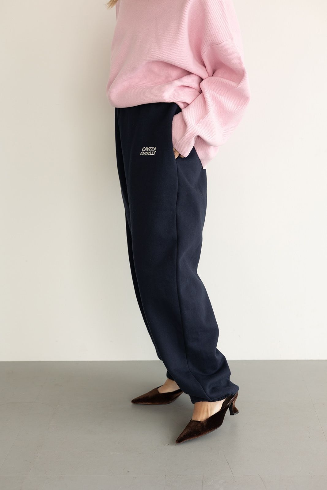 STUDIO CAVEZA スウェットパンツ (ネイビー)