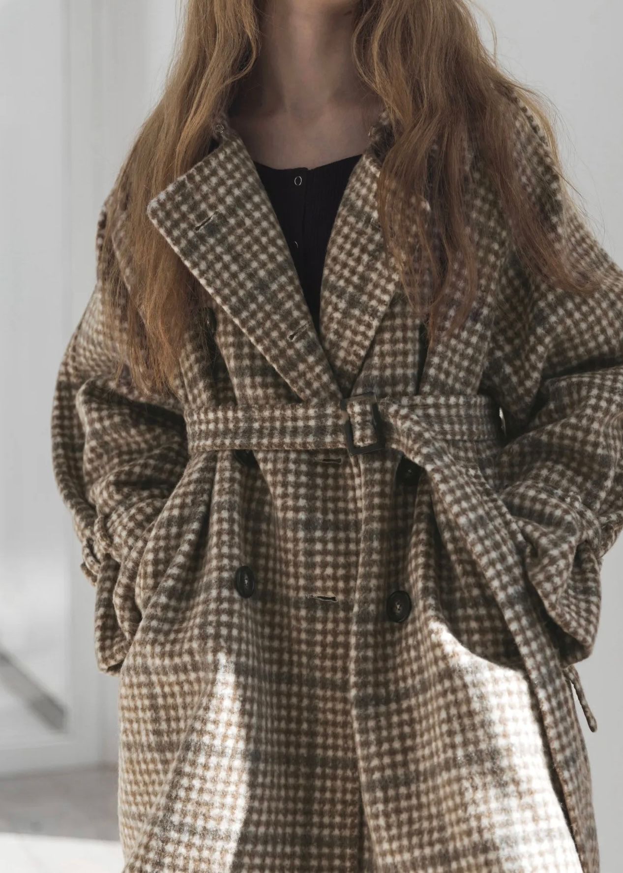 middle shaggy volume sleeve trench coat / ミドル シャギートレンチコート (キャメル) / 25AW