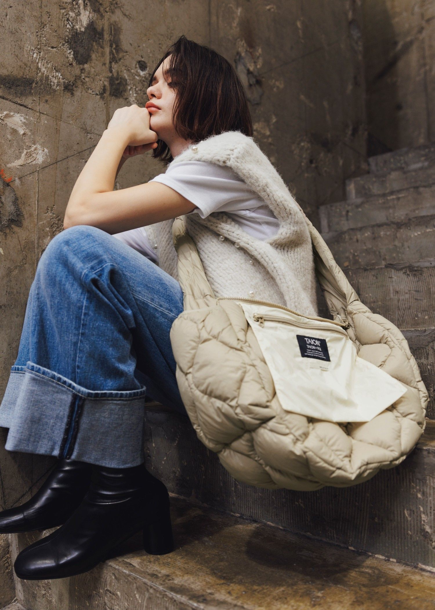 【TAION × WILLFULLY】quilting shoulder down bag / タイオンコラボ キルティングショルダーバッグ (ベージュ) / 25AW /