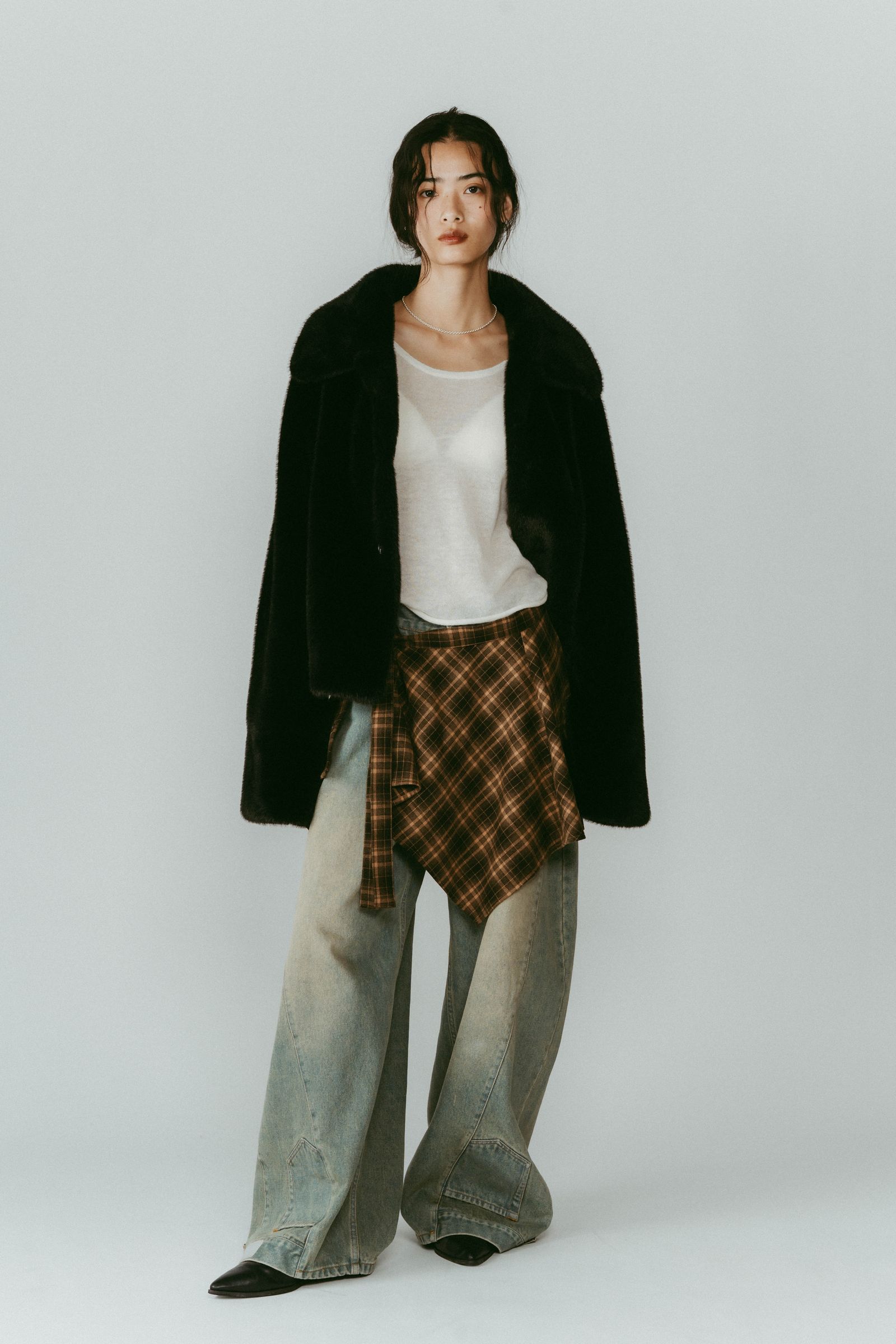 point collar fur coat / ポイントカラー ファーコートジャケット (ブラック) / 25AW