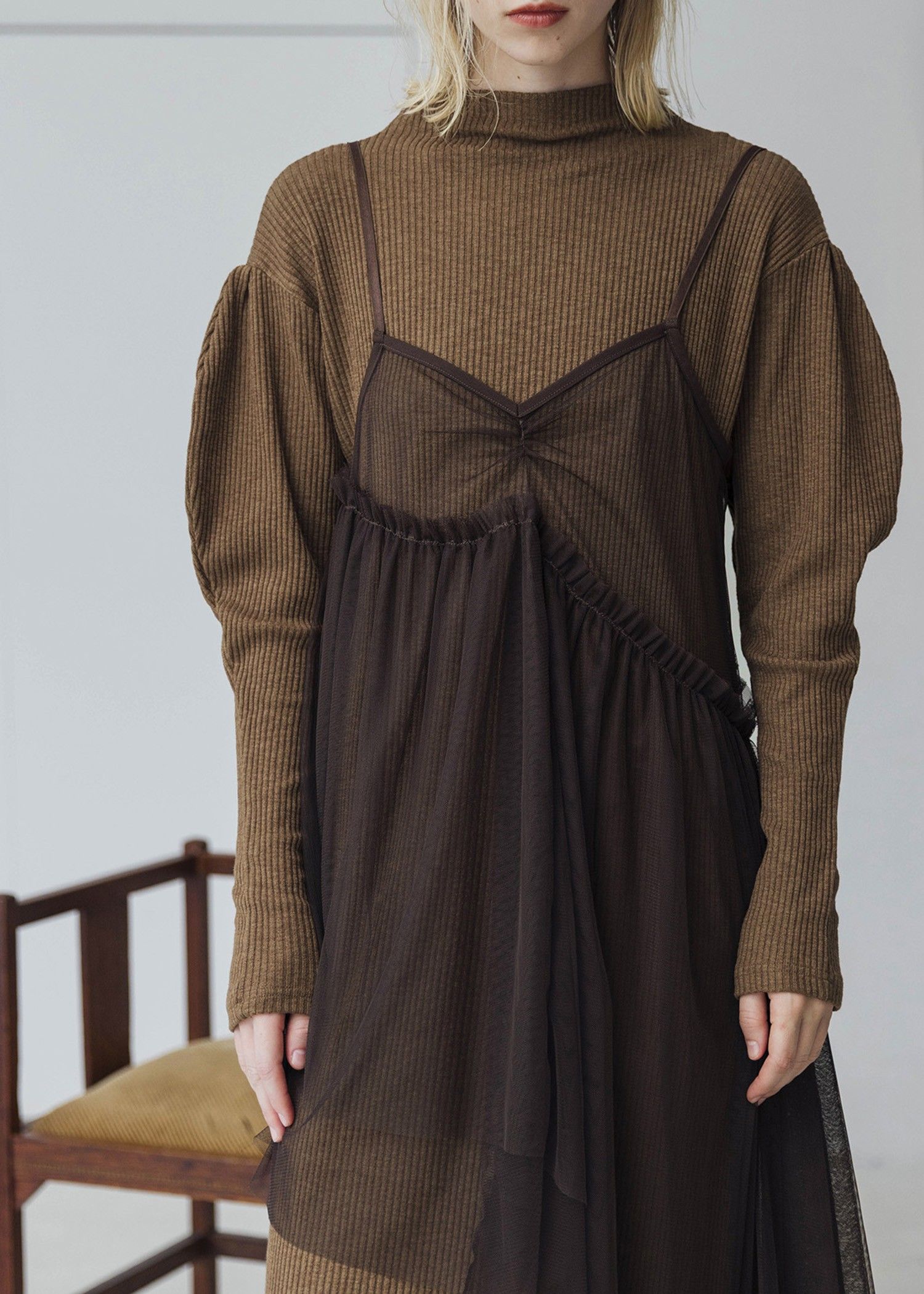 volume sleeve high neck rib OP / ハイネックリブワンピース (ブラウン) / 25AW /