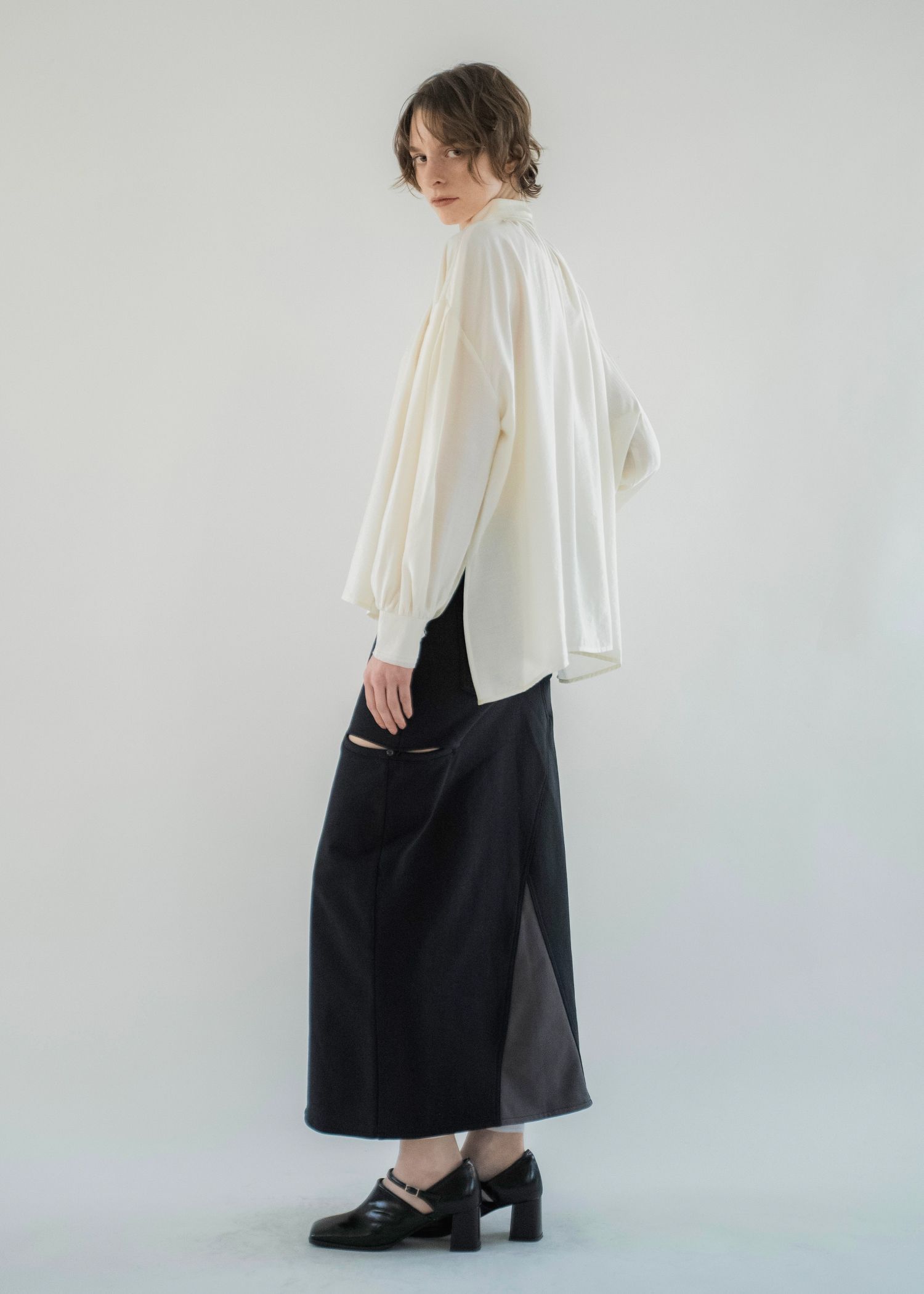 back bi color patchwork remake sweat SK / パッチワーク リメイク スウェットスカート (Black) / 26SS