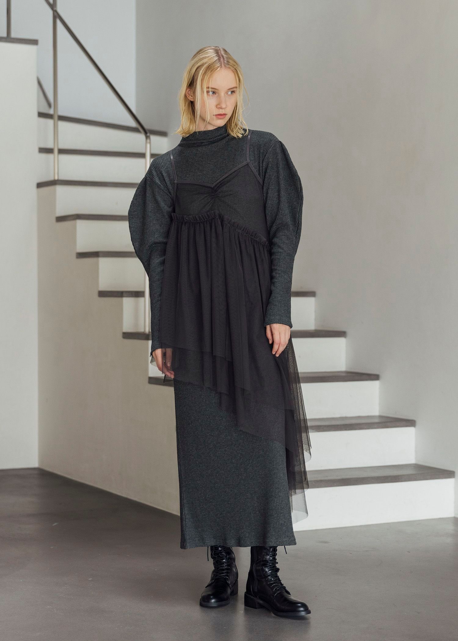 asymmetry layered tulle cami OP / アシンメトリー レイヤードチュールキャミワンピース (チャコール) / 25AW /