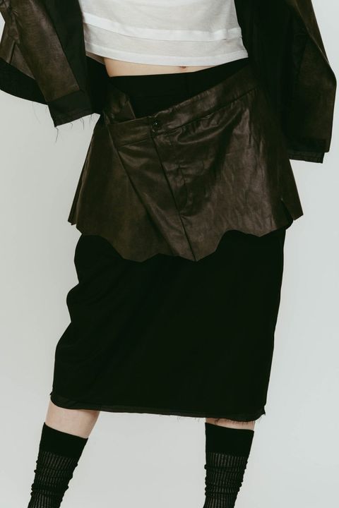 cut layered mid length skirt (Leatherblack) / レイヤード ミディアム丈スカート (レザーブラック) / 26SS