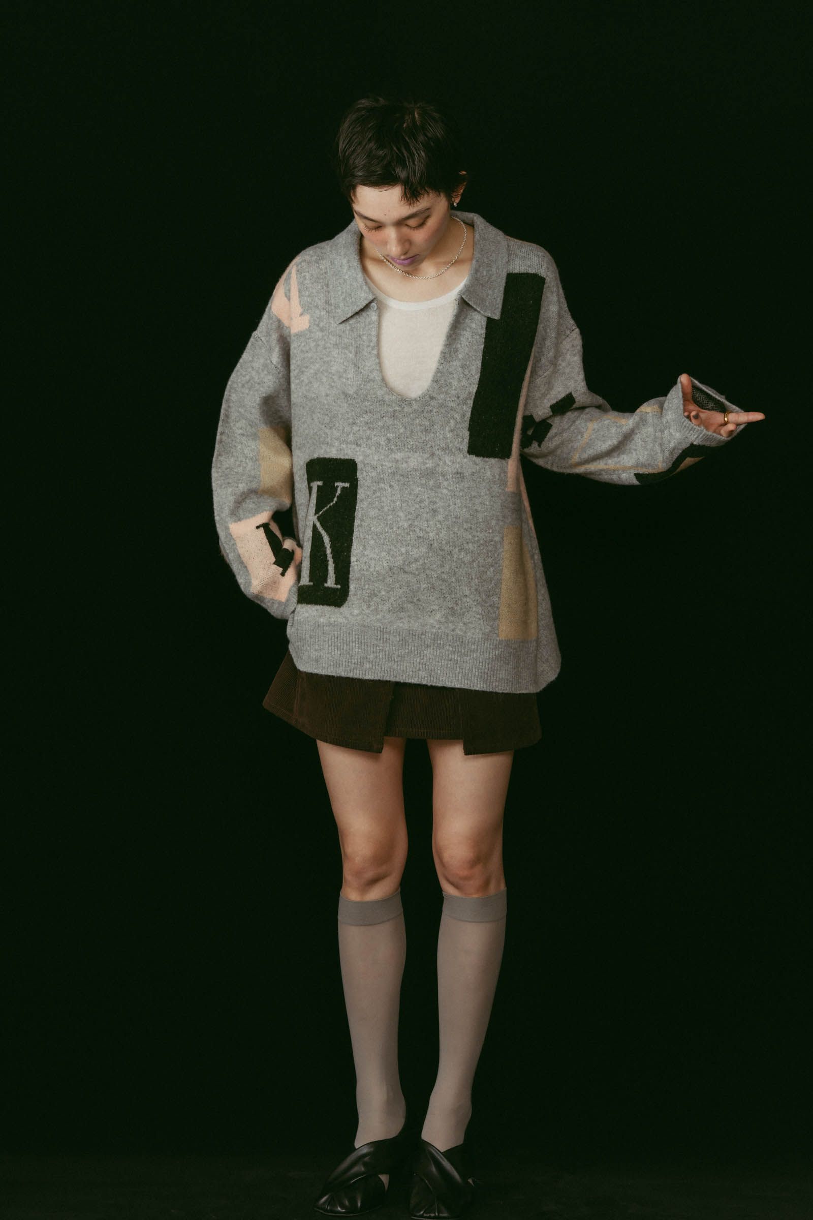 K design knit pullover(unisex) / Kデザイン ニットプルオーバー (グレー) / 25AW