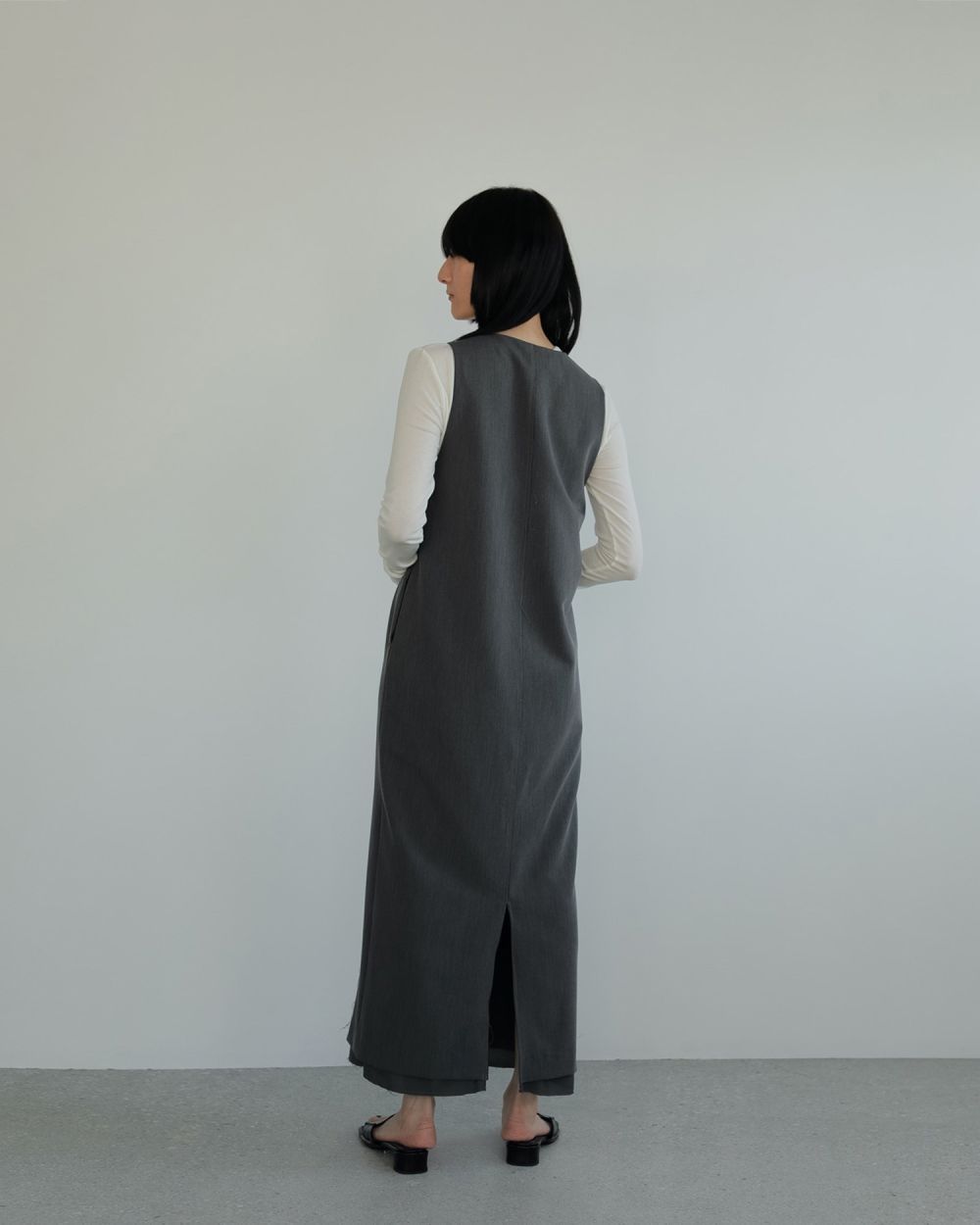 Cutoff Vneck Onepiece / カットオフ Vネックワンピース (グレー)